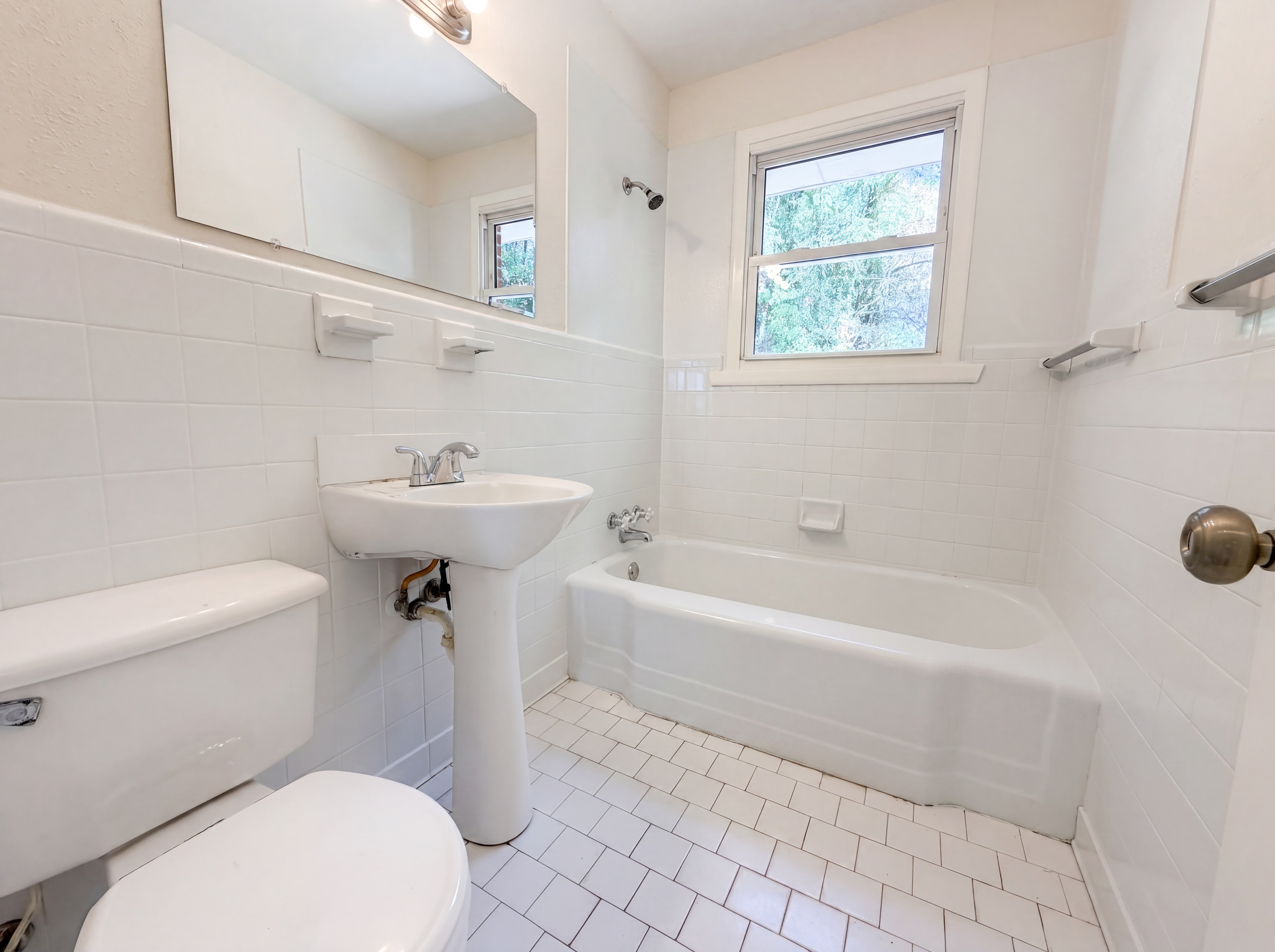Photo 10 of 17 of 2112 Axson St, Cayce, SC