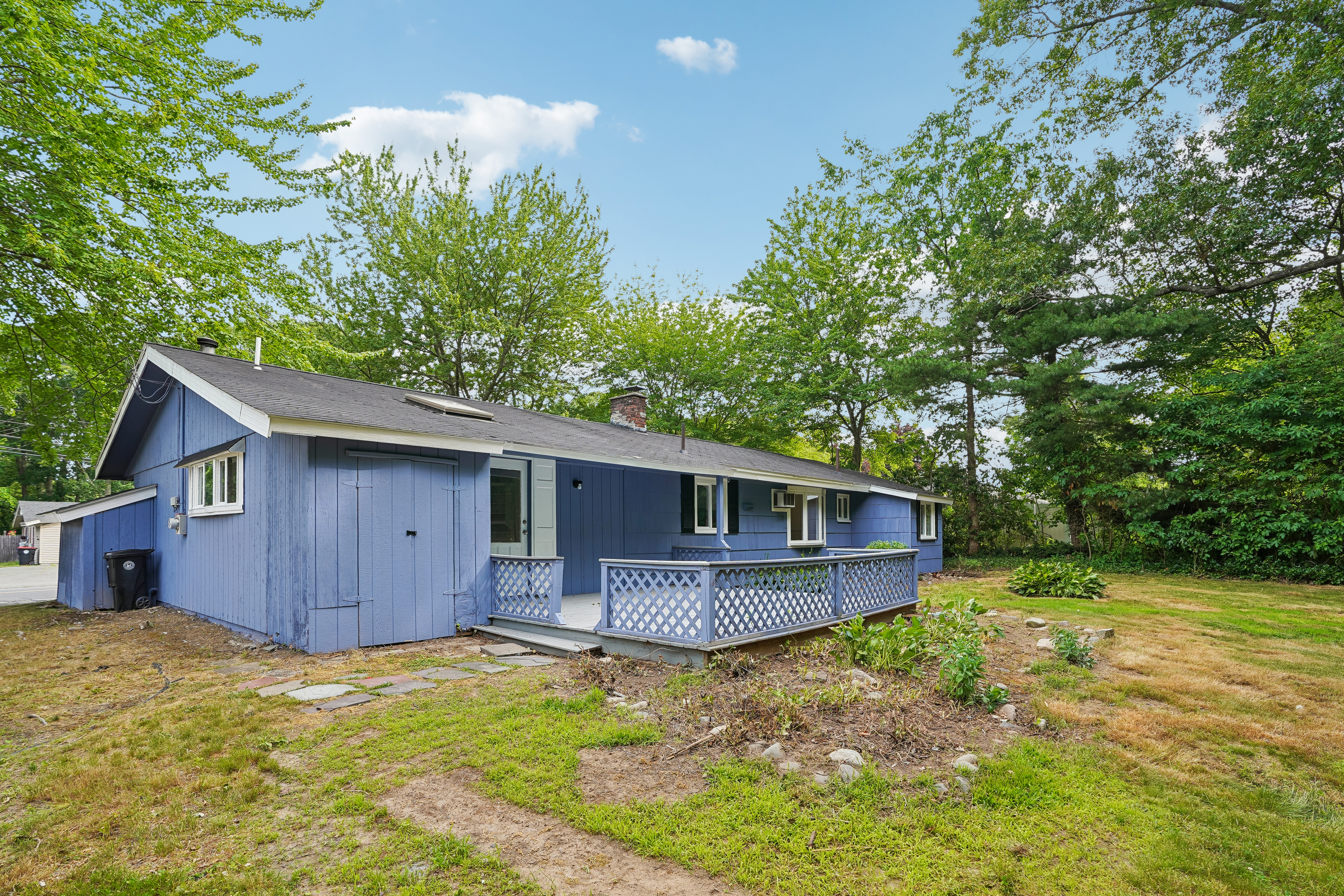 Photo 23 of 27 of 237 Hovenden Ave, Brockton, MA