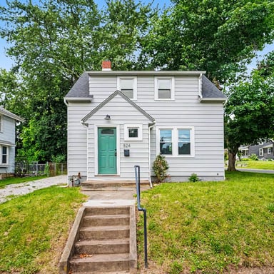 Property photo 1 of 824 Gasche St