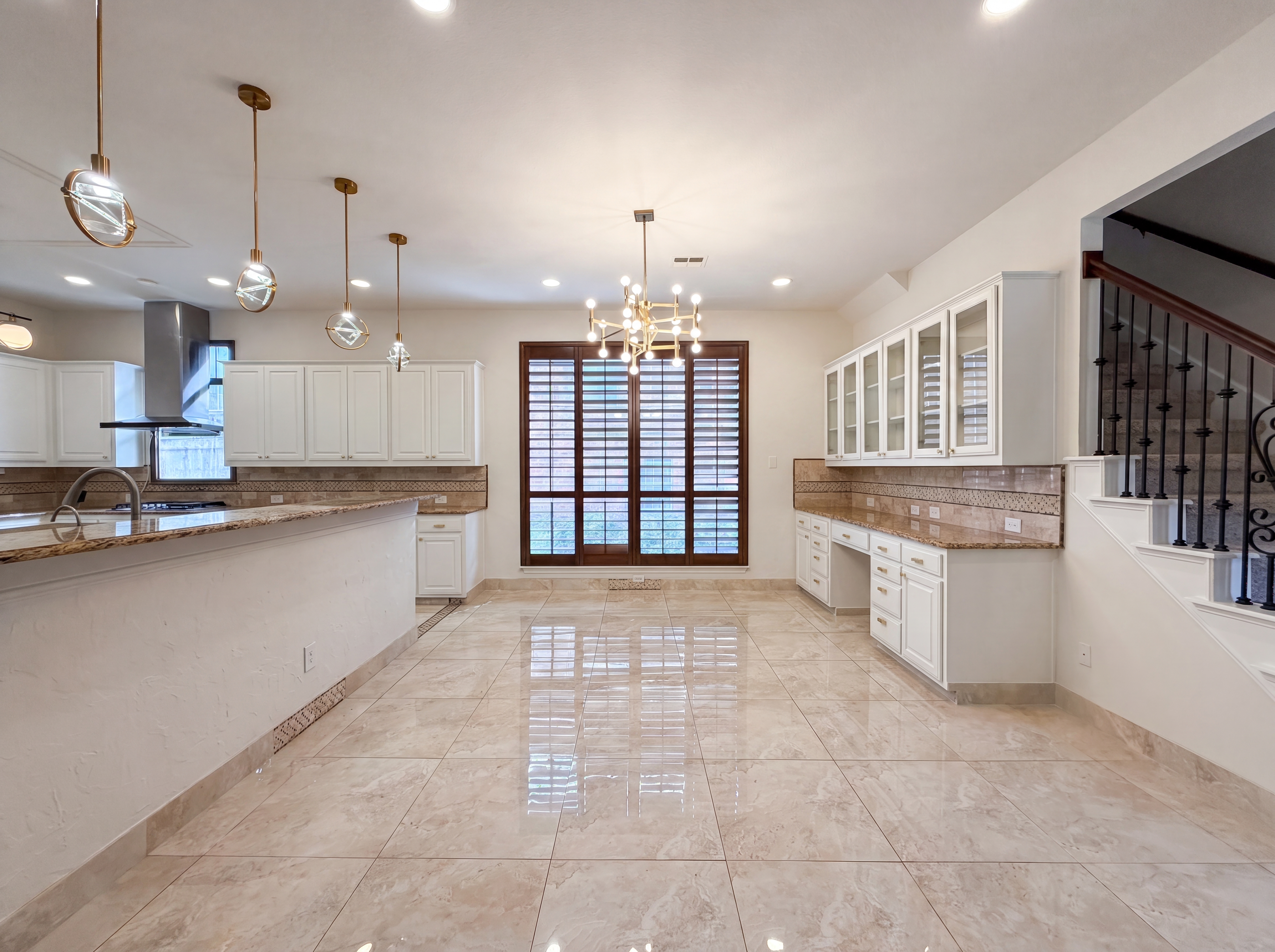 Photo 6 of 33 of 1429 Greenbriar Dr, Allen, TX
