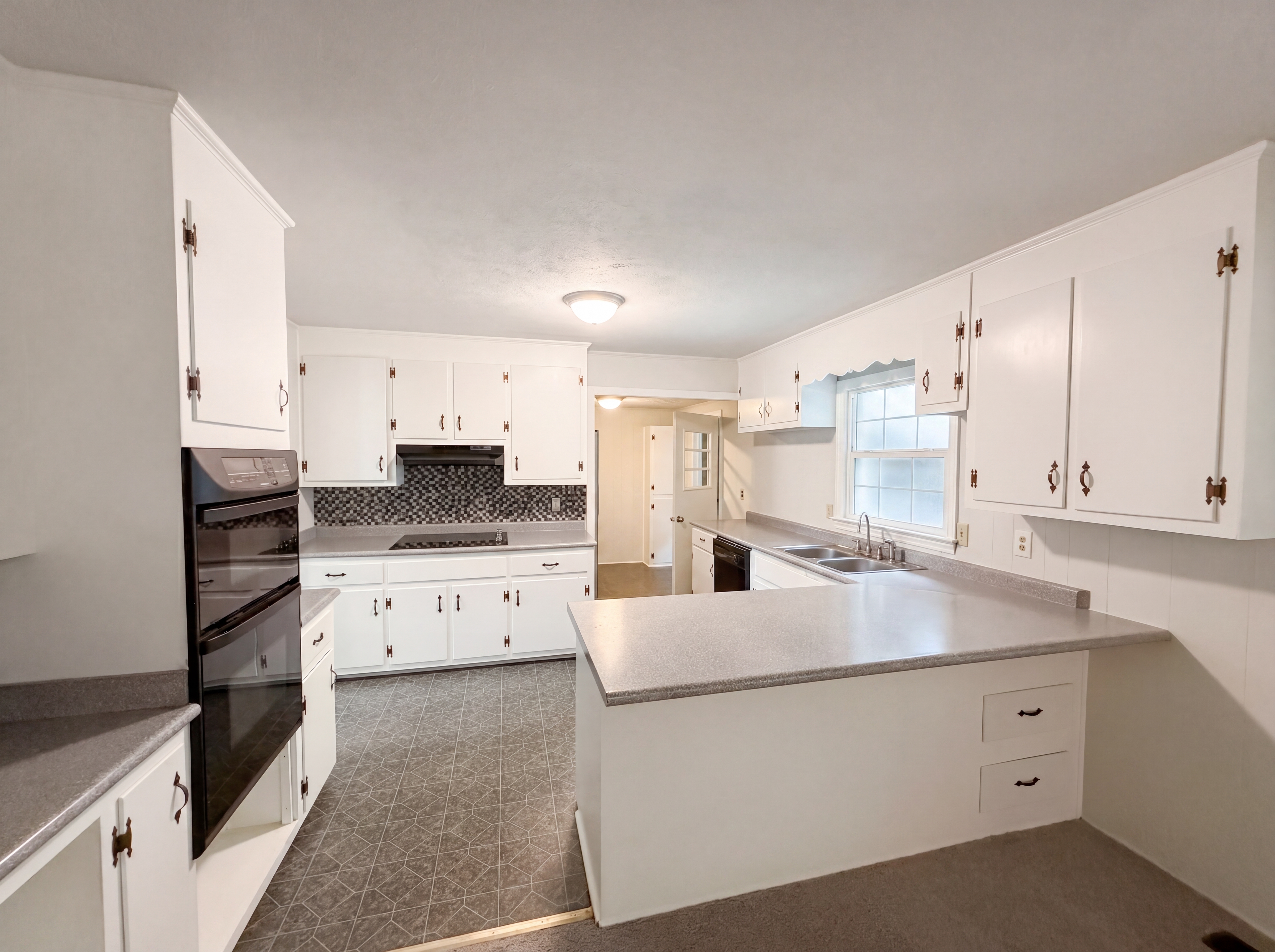 Photo 2 of 17 of 1537 Mintz Ave, Fayetteville, NC