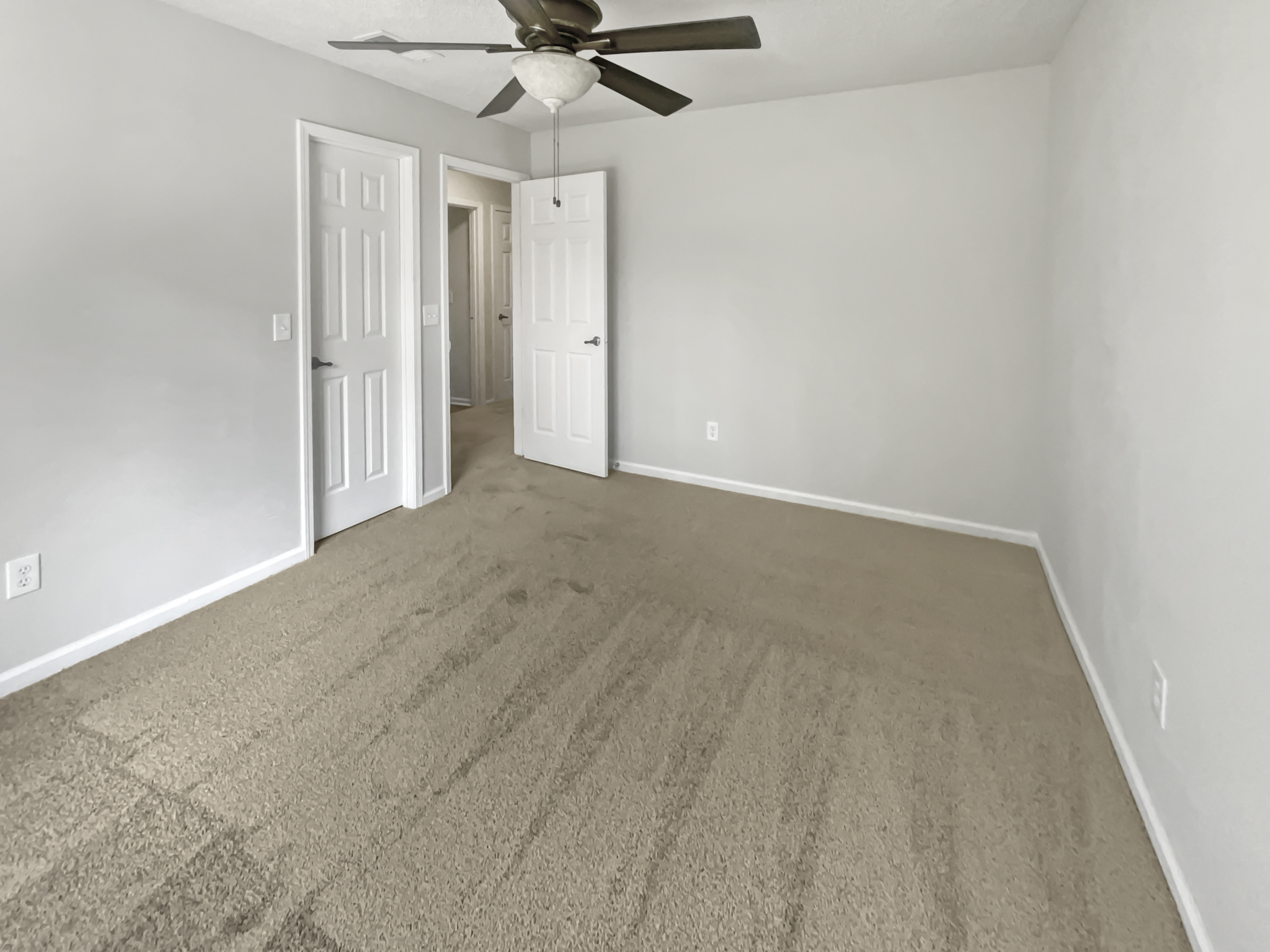 Photo 19 of 22 of 5933 Copper Lake Dr, Jacksonville, FL