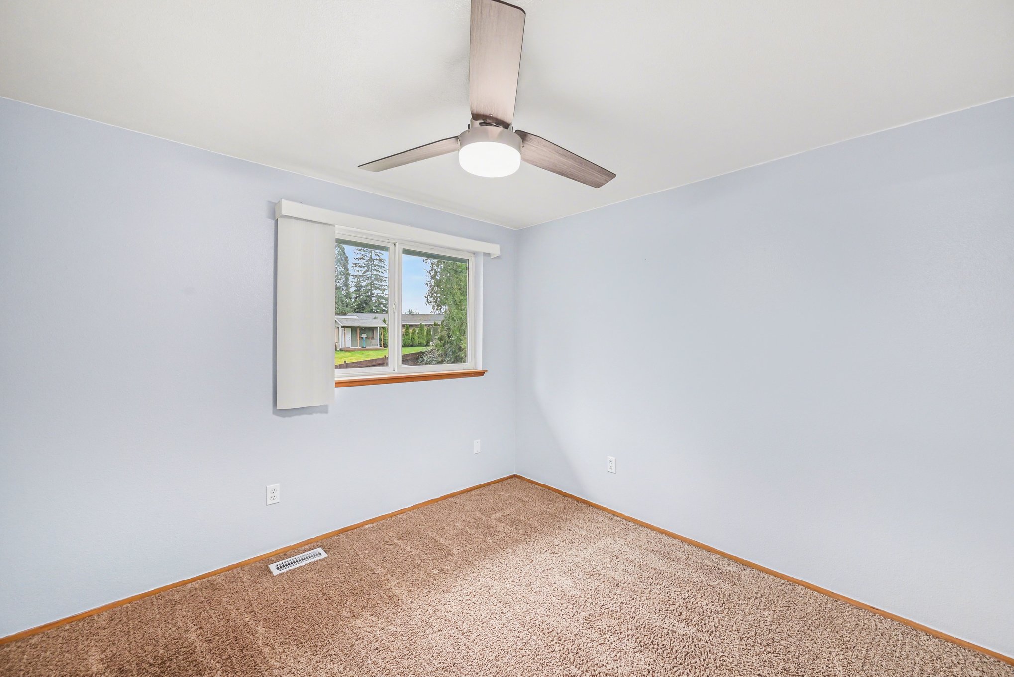 Photo 10 of 17 of 21016 68th Street Ct E, Bonney Lake, WA