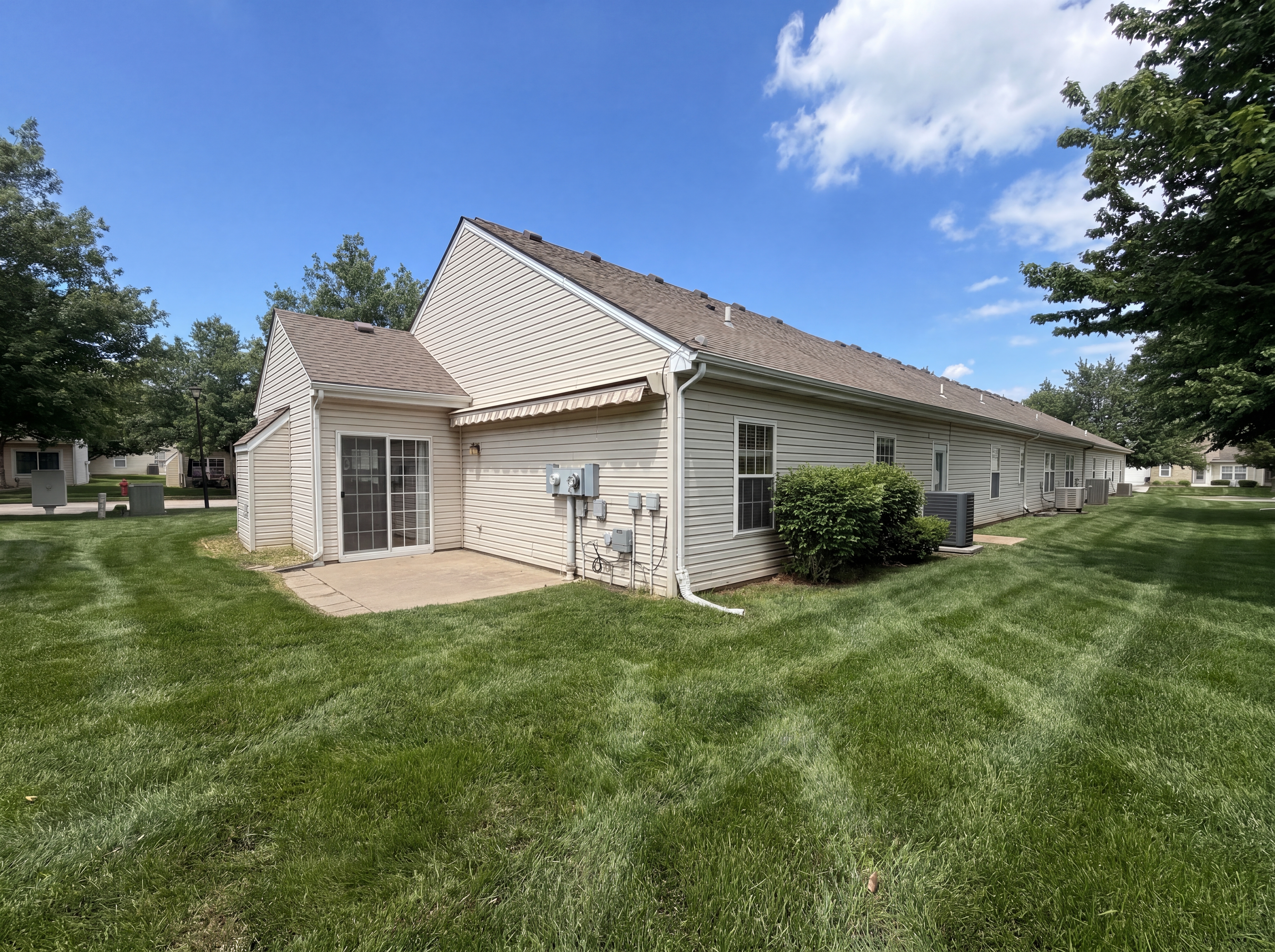 Photo 5 of 18 of 8331 Greely Ave, Kansas City, KS