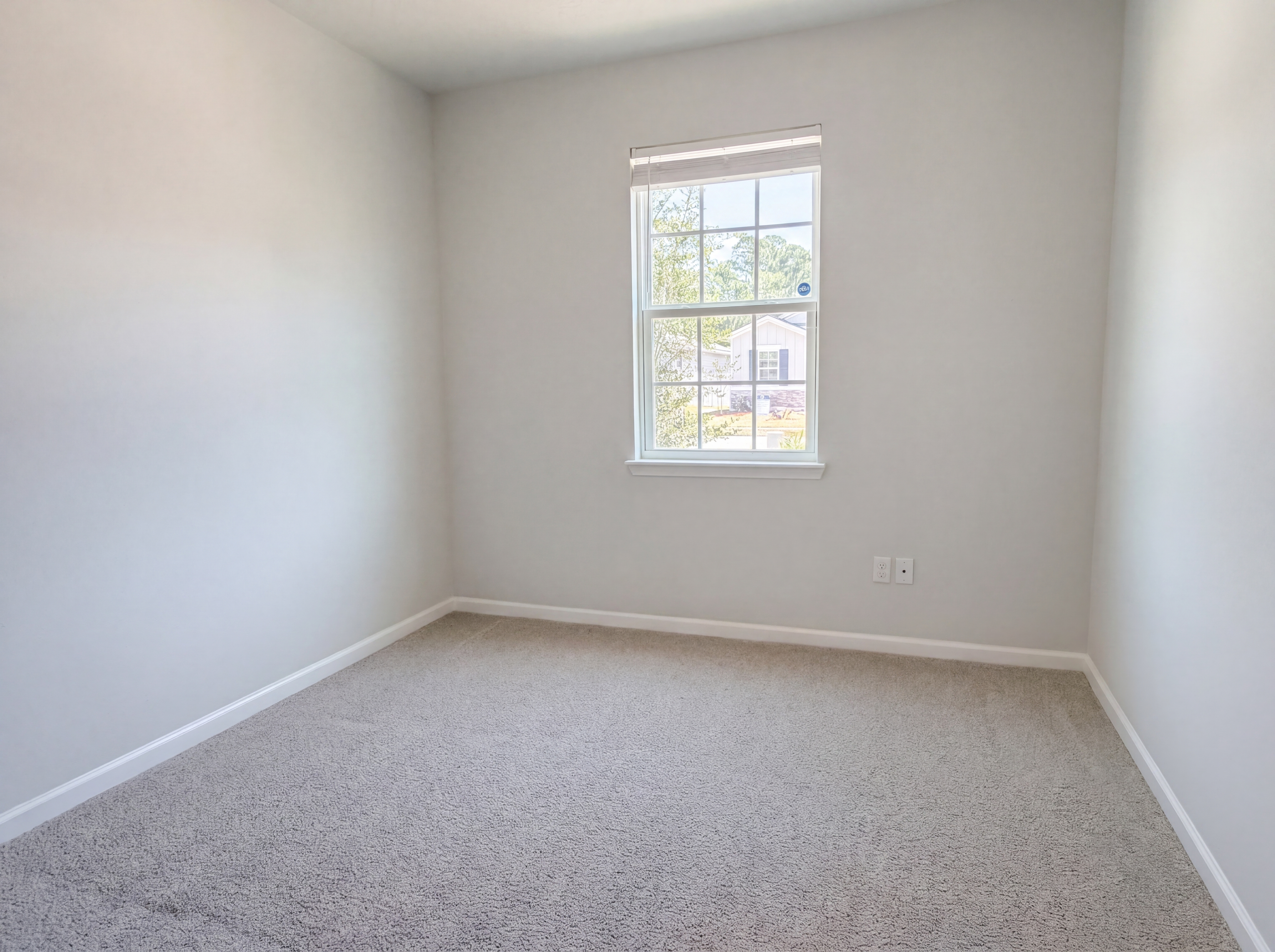 Photo 11 of 25 of 95443 Woodbridge Pkwy, Fernandina Beach, FL