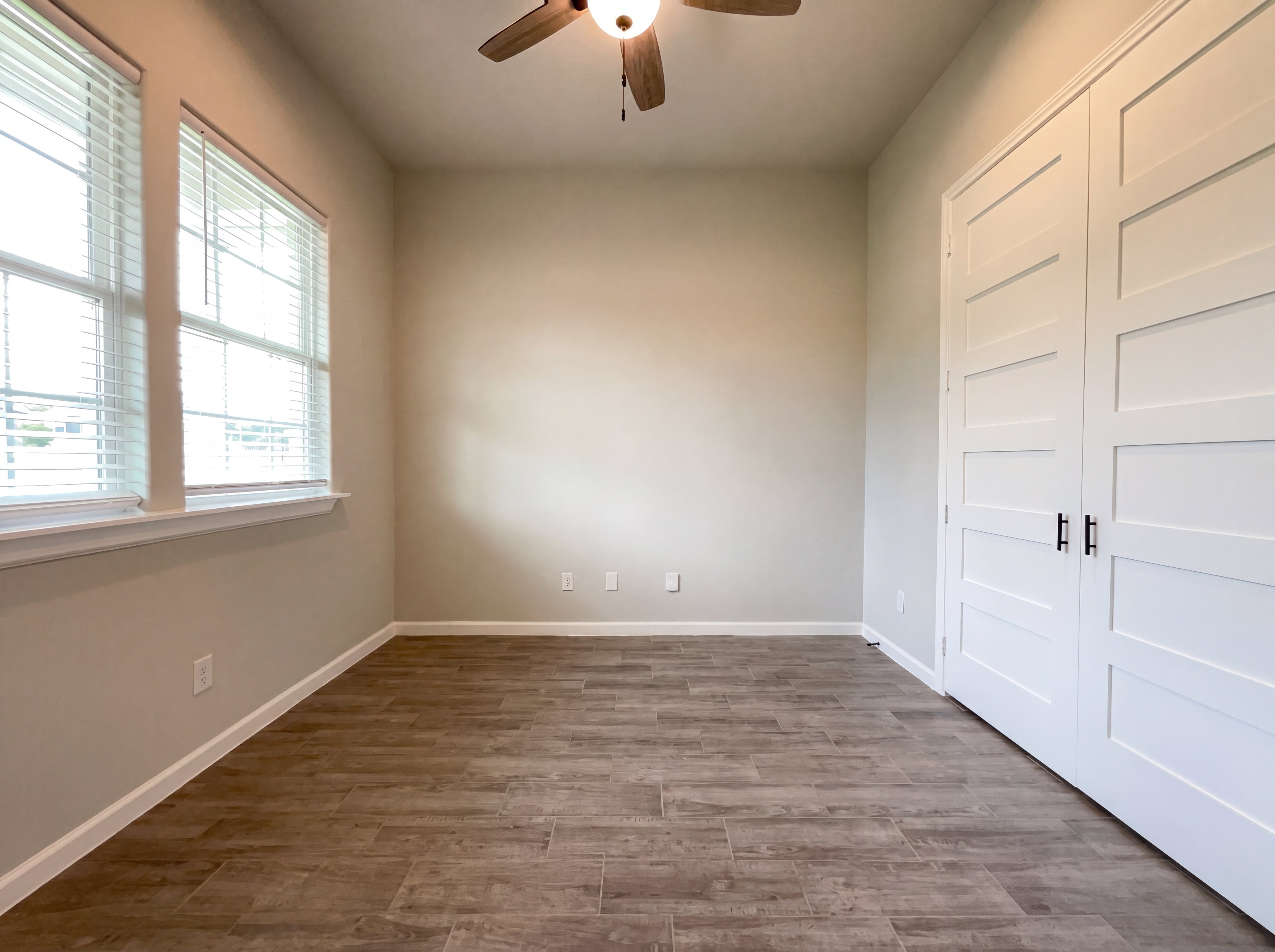 Photo 10 of 16 of 40402 Mostyn Dr, Magnolia, TX