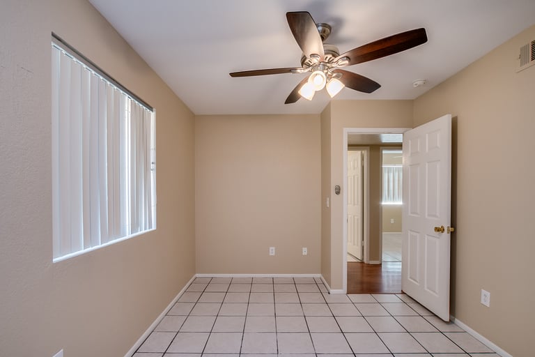 Photo 28 of 36 - 15 E Muriel Dr, Phoenix, AZ 85022