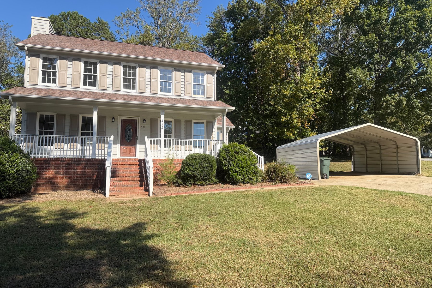 Photo 1 of 423 Sherwood Ct