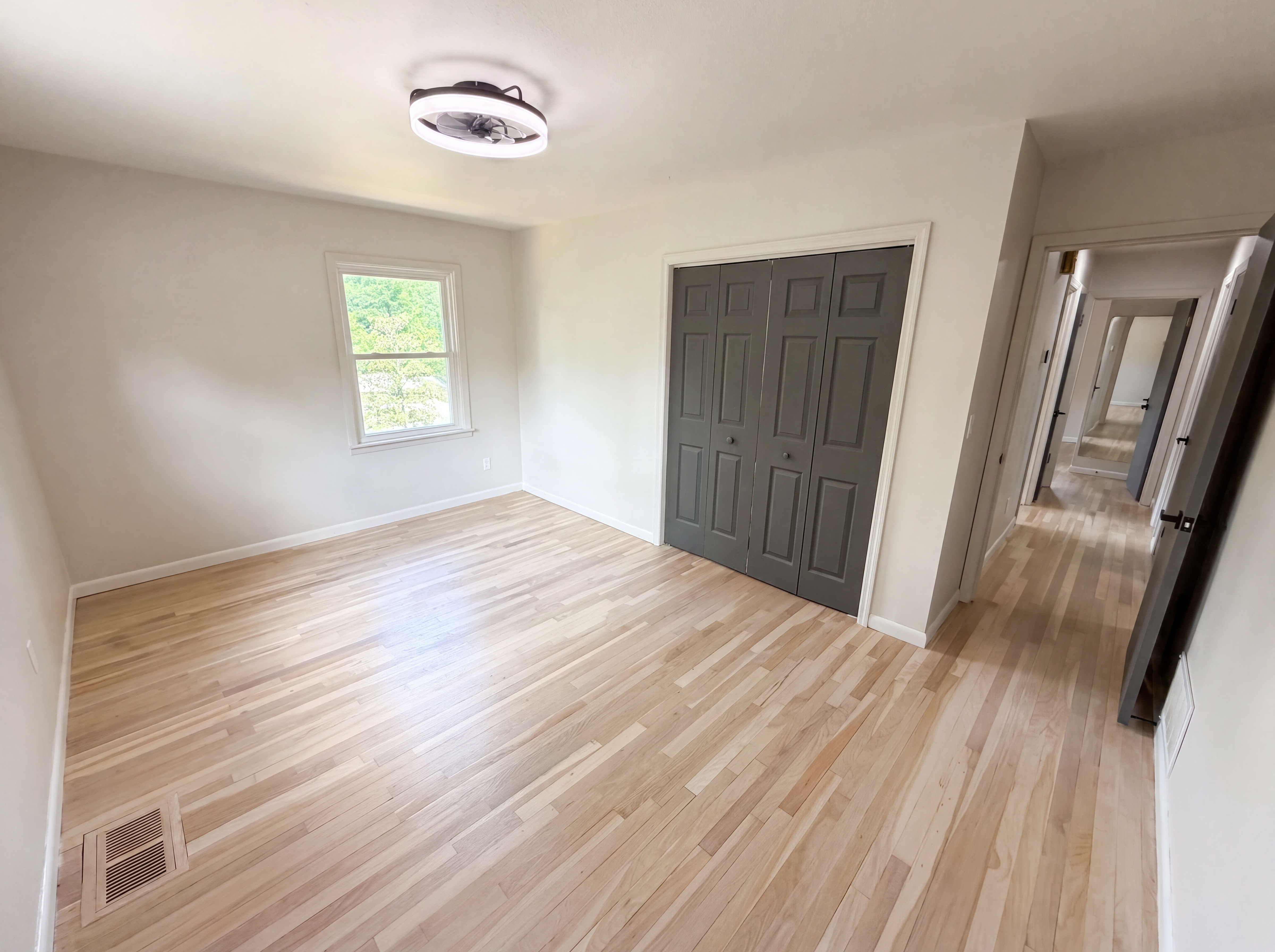 Photo 7 of 30 of 3807 Greenhill Dr, Atlanta, GA