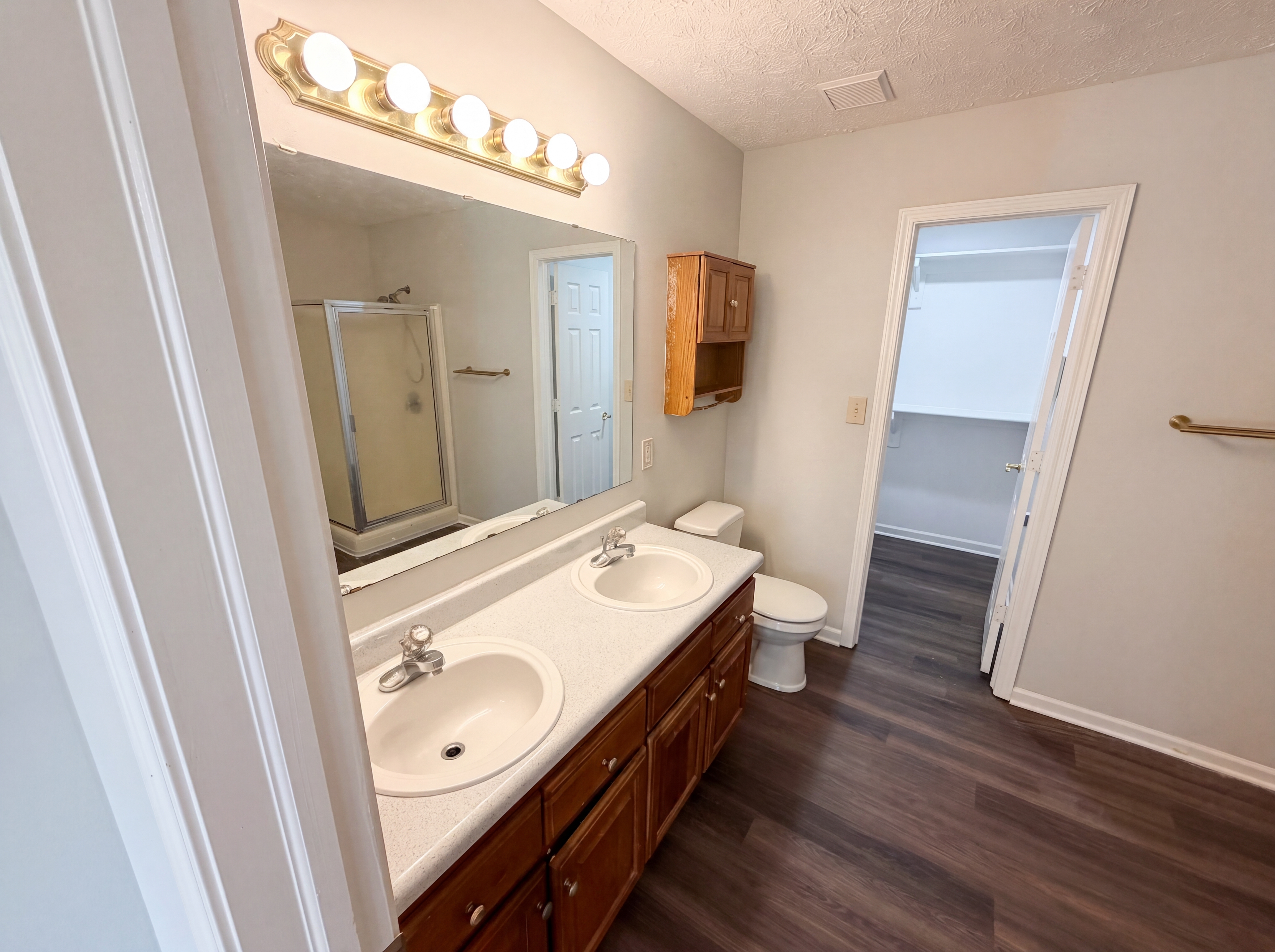 Photo 16 of 20 of 2027 Ferdinand Ct, Indianapolis, IN