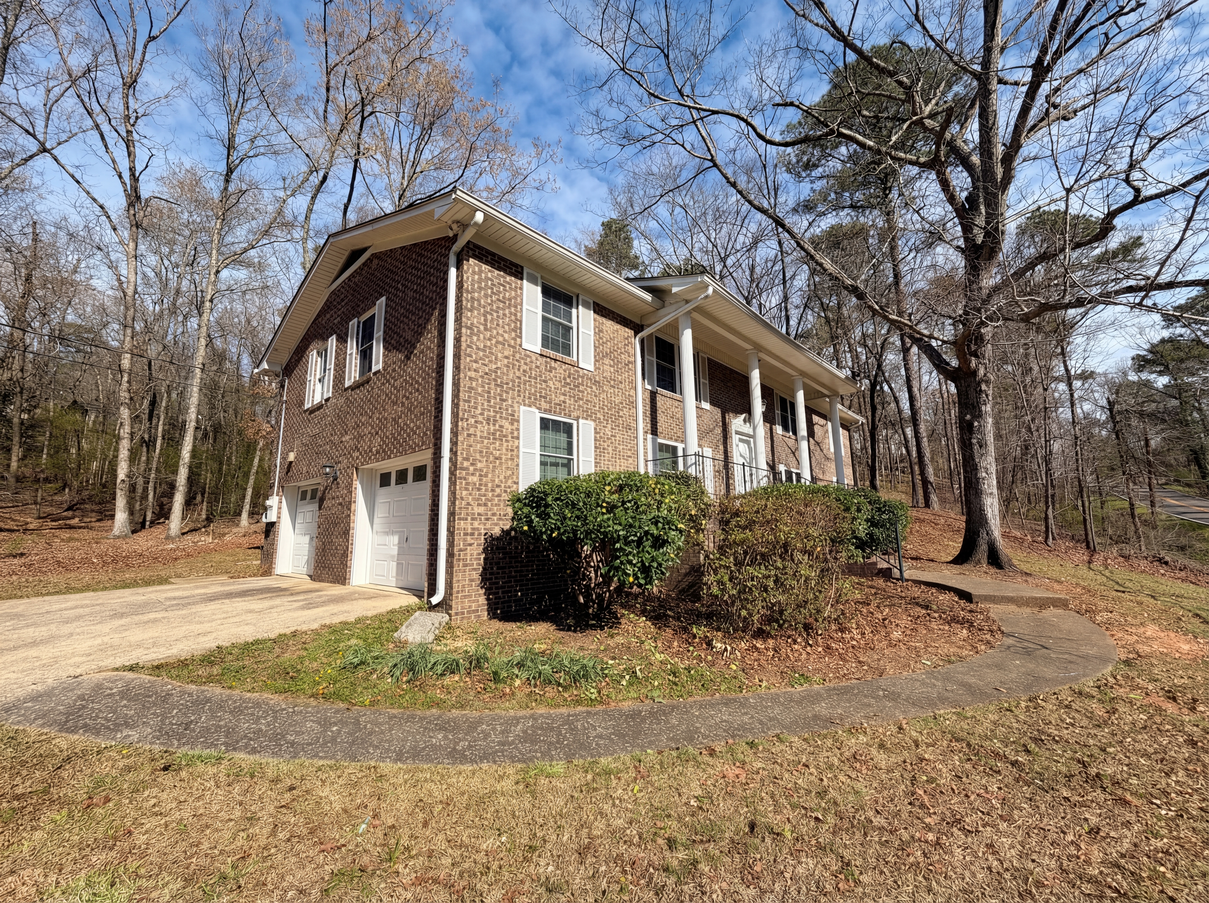 Photo 8 of 22 of 1848 Westridge Dr, Birmingham, AL