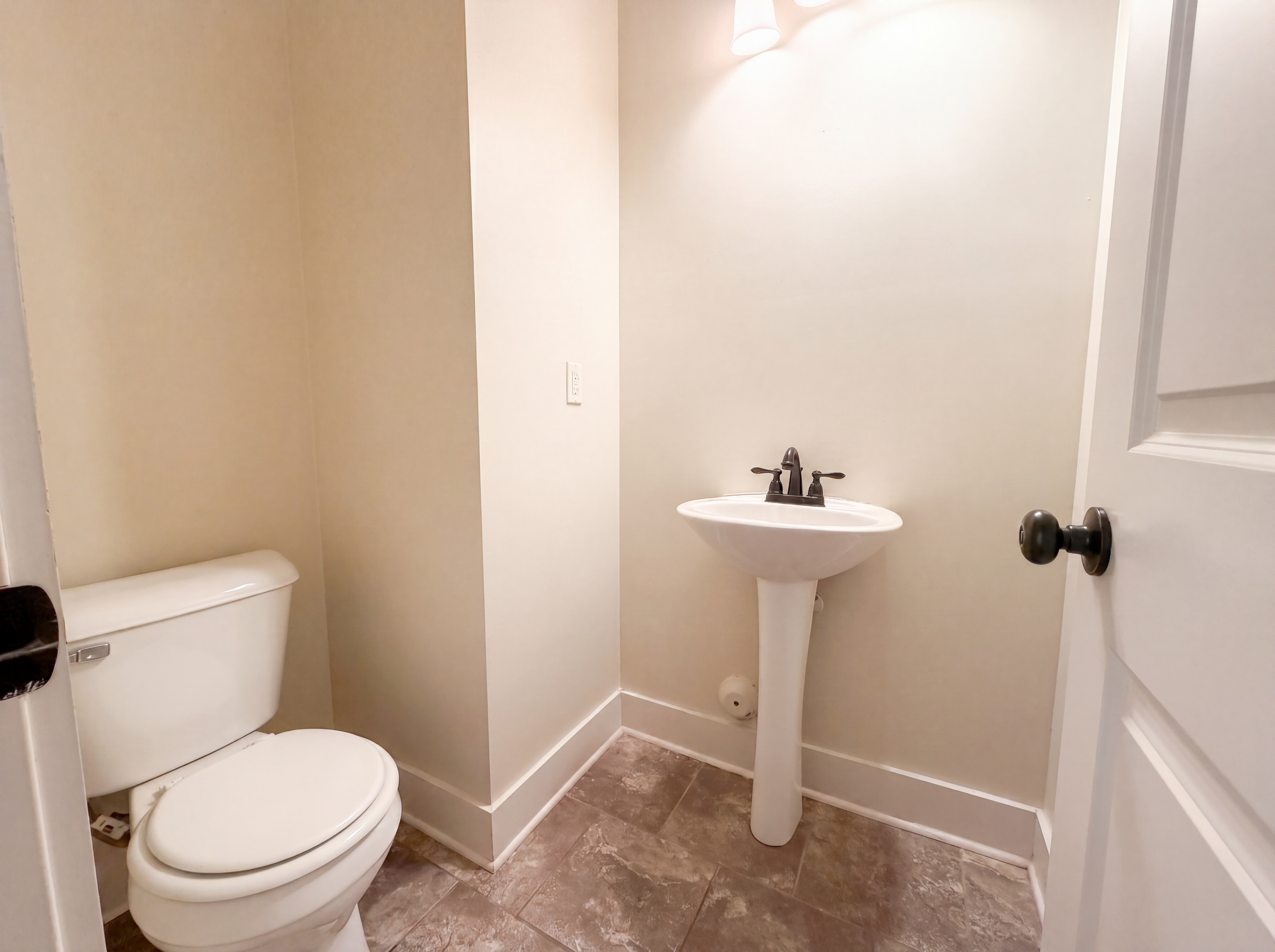 Photo 16 of 22 of 5257 Meadow Ridge Trl, Bessemer, AL
