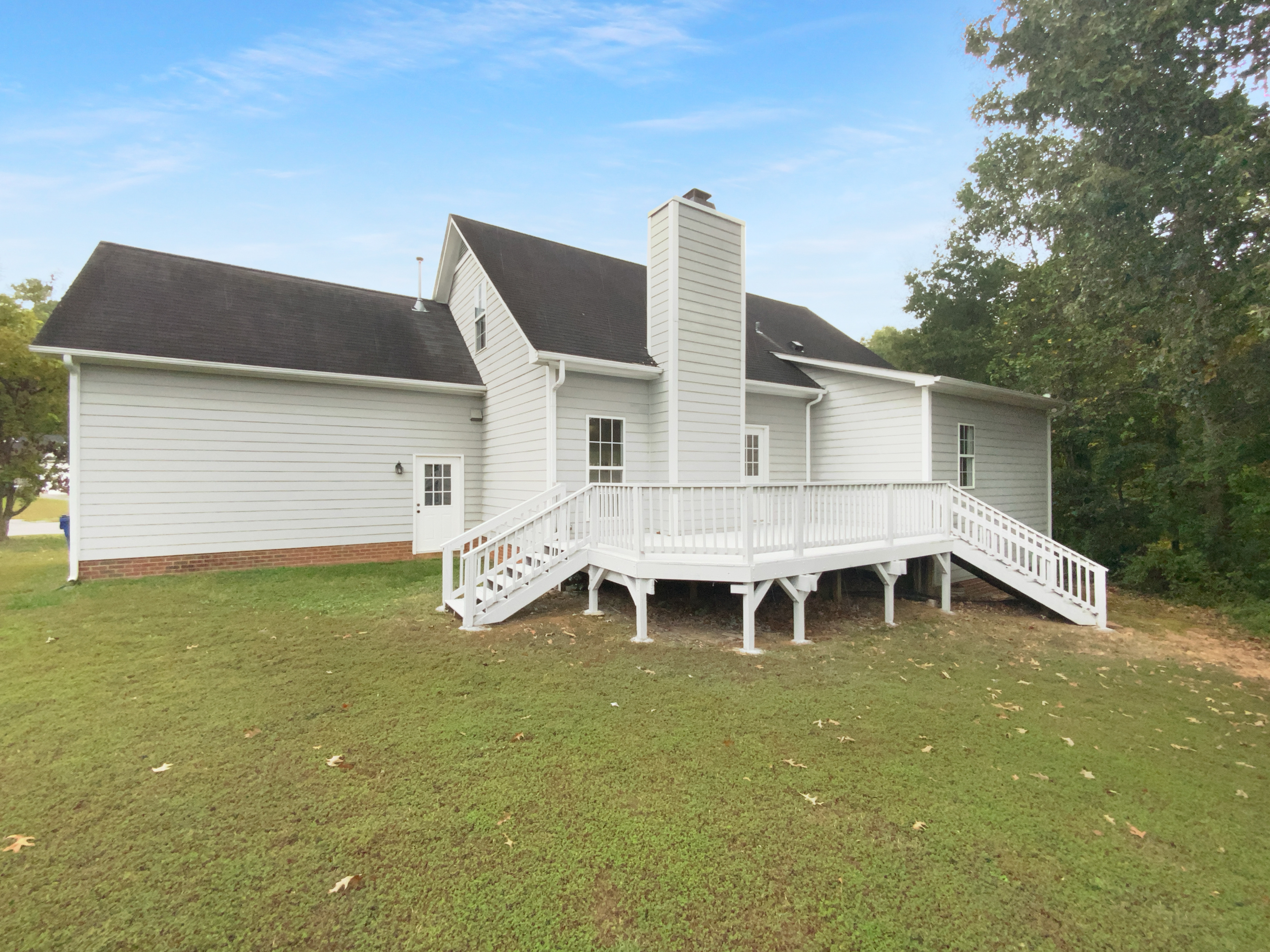 Photo 8 of 25 of 2901 Piney Ct, Raleigh, NC