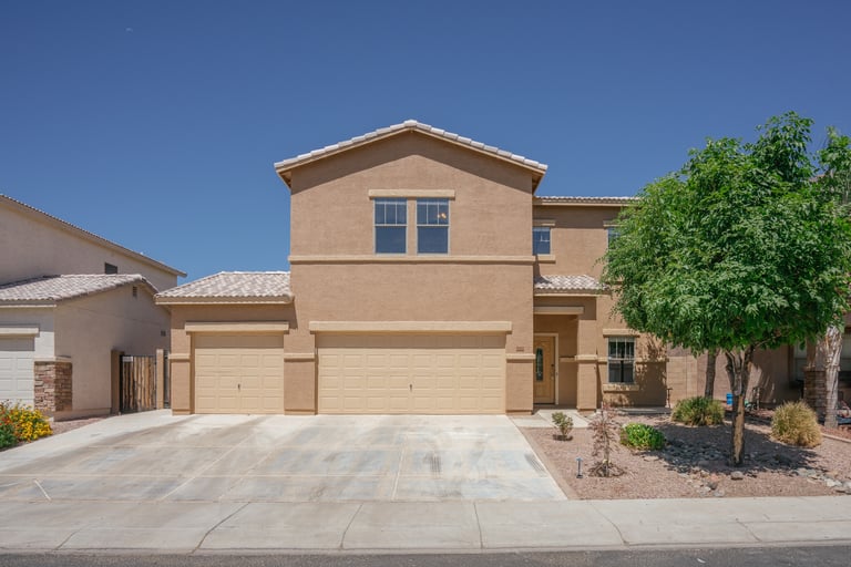 Photo 1 of 32 - 15422 N 170th Ln, Surprise, AZ 85388