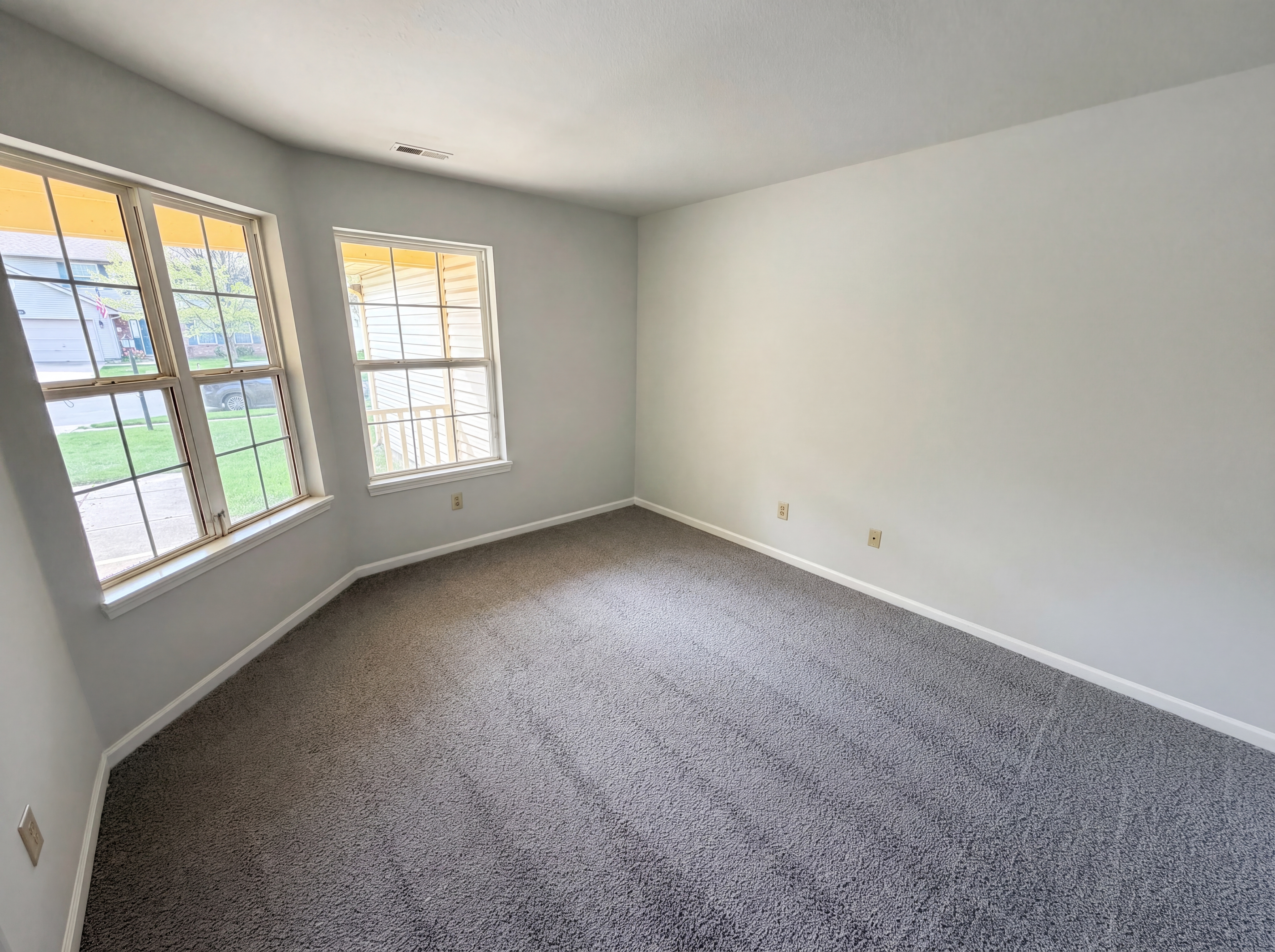 Photo 11 of 21 of 12839 Glengary Dr, Fishers, IN