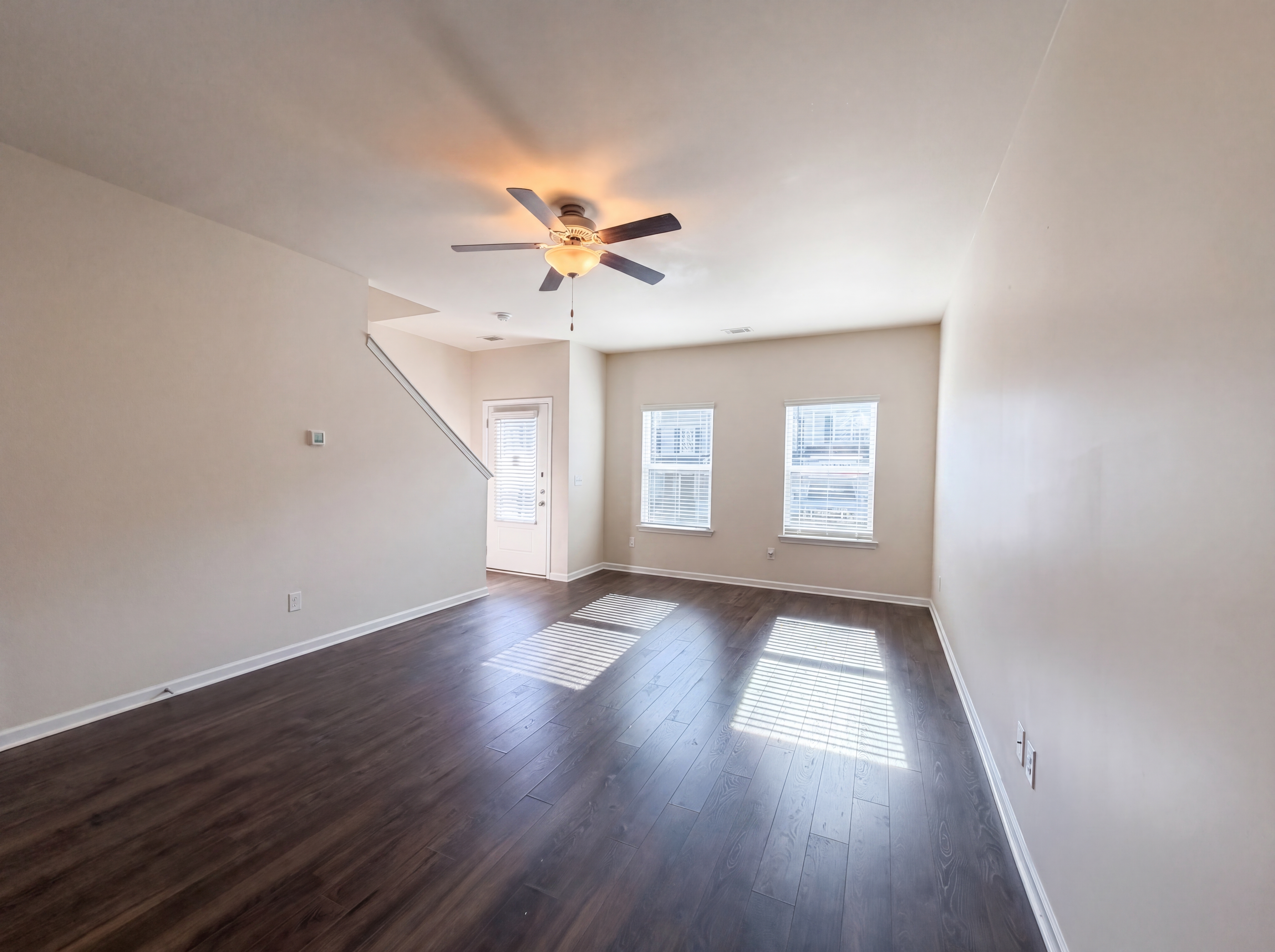 Photo 3 of 19 of 107 David Bolin Dr, La Vergne, TN