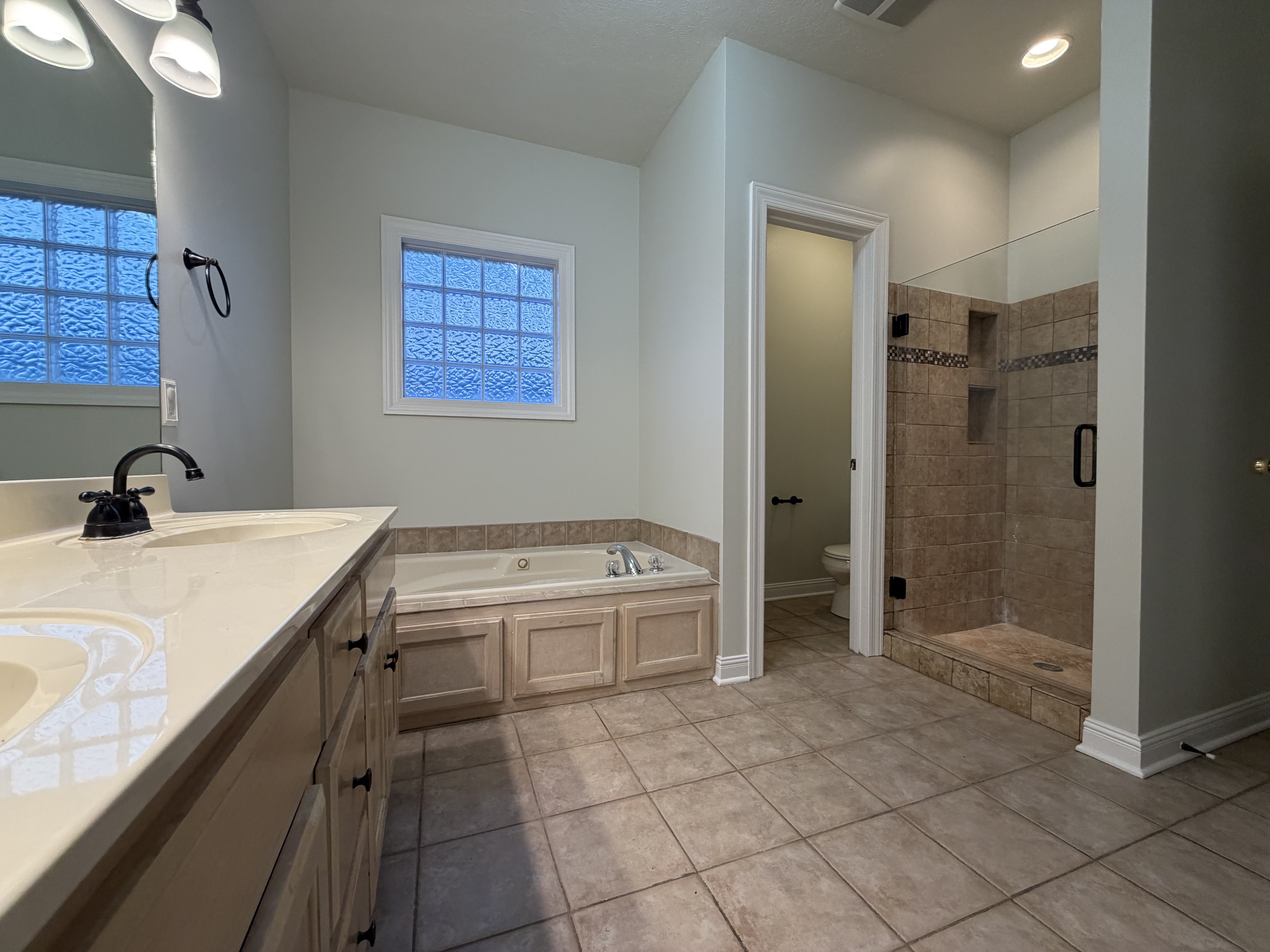 Photo 16 of 18 of 101 Wyncrest Commons Ct, Hendersonville, TN