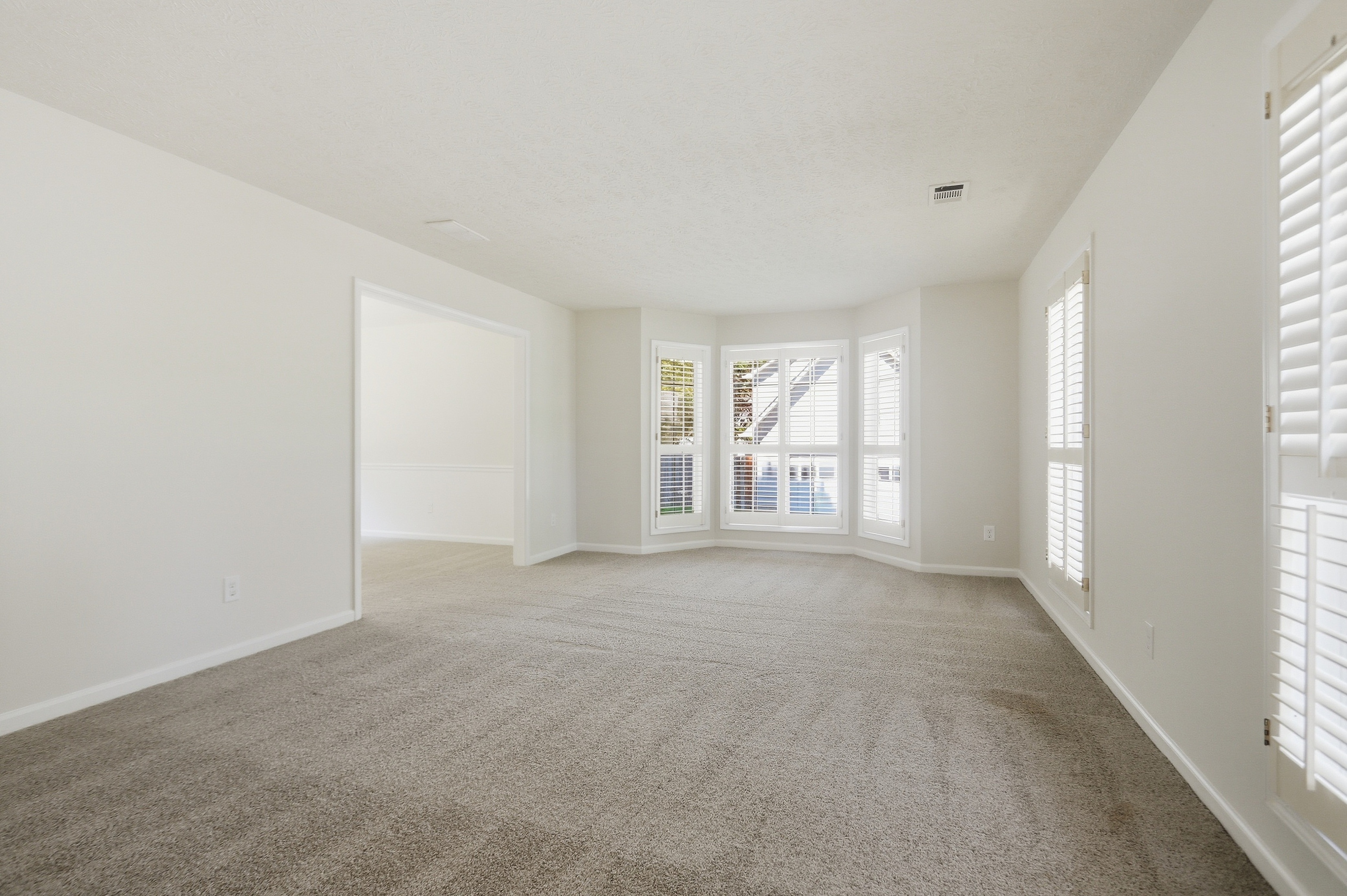 Photo 12 of 46 of 3205 Summit Place Dr, Loganville, GA