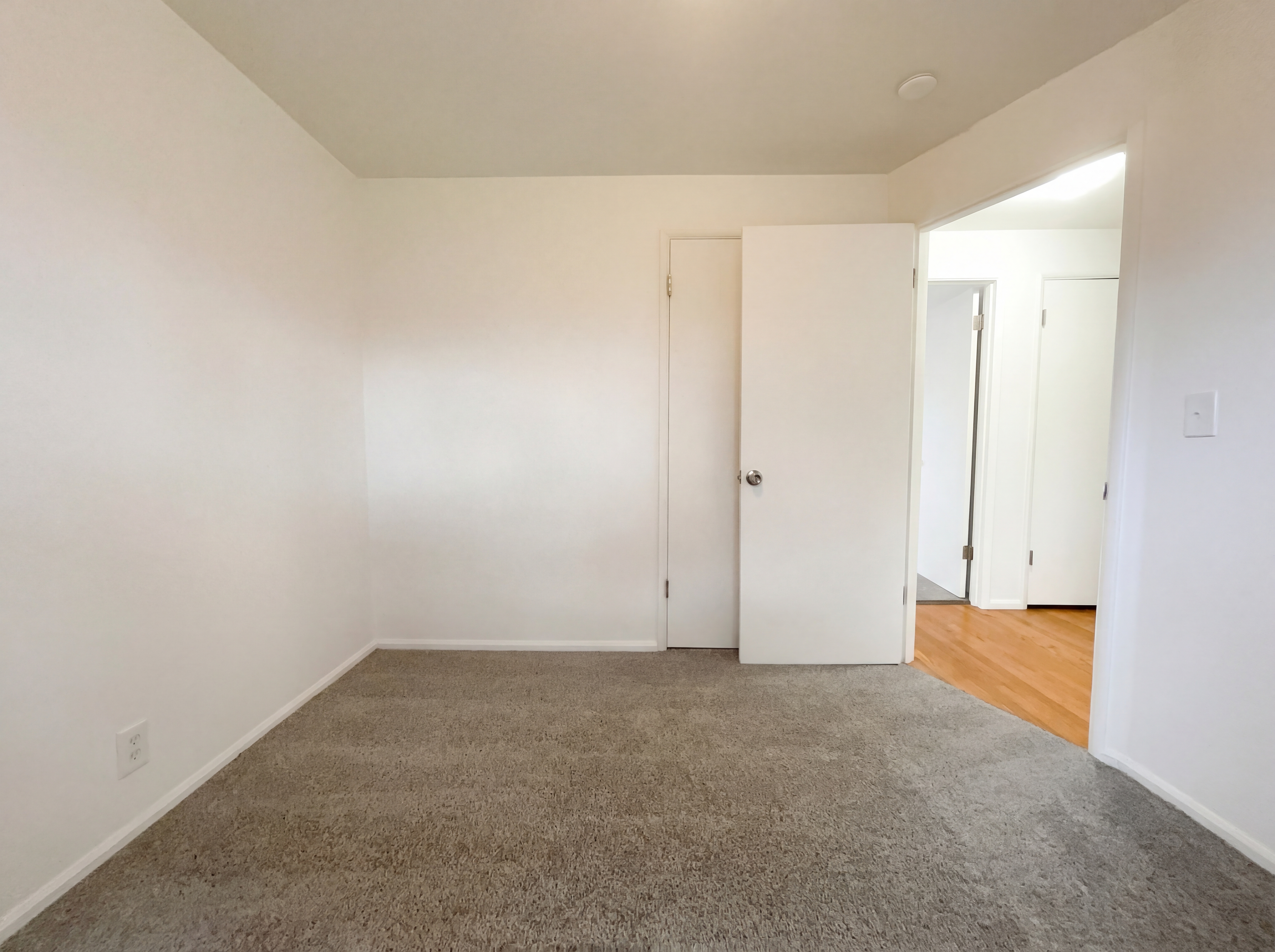 Photo 12 of 19 of 3100 SE 166th Ave, Portland, OR