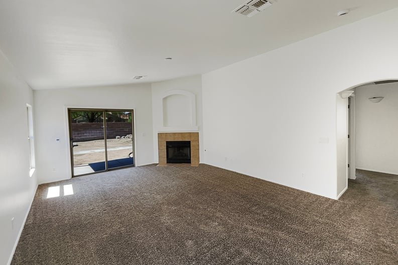 Property photo 3 of 8758 E Mountain Spring Dr