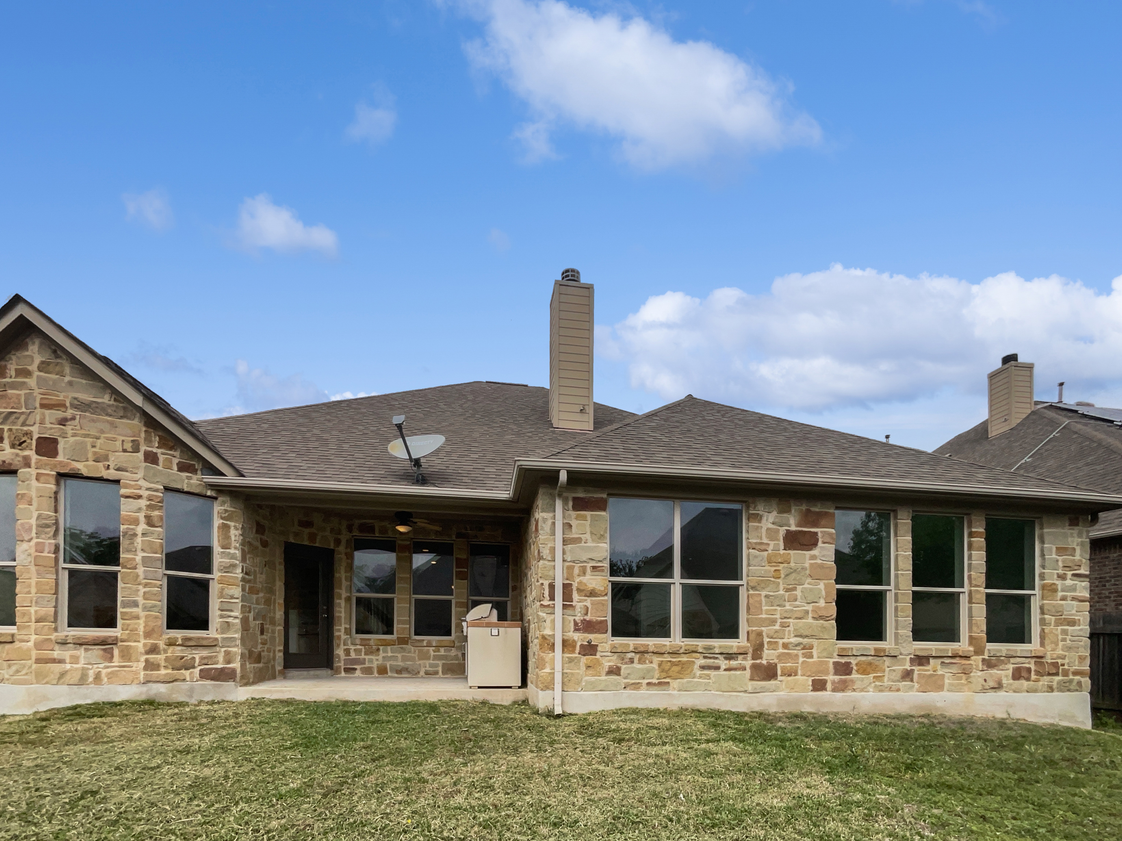 Photo 8 of 21 of 1985 Canyon Sage Path, Round Rock, TX