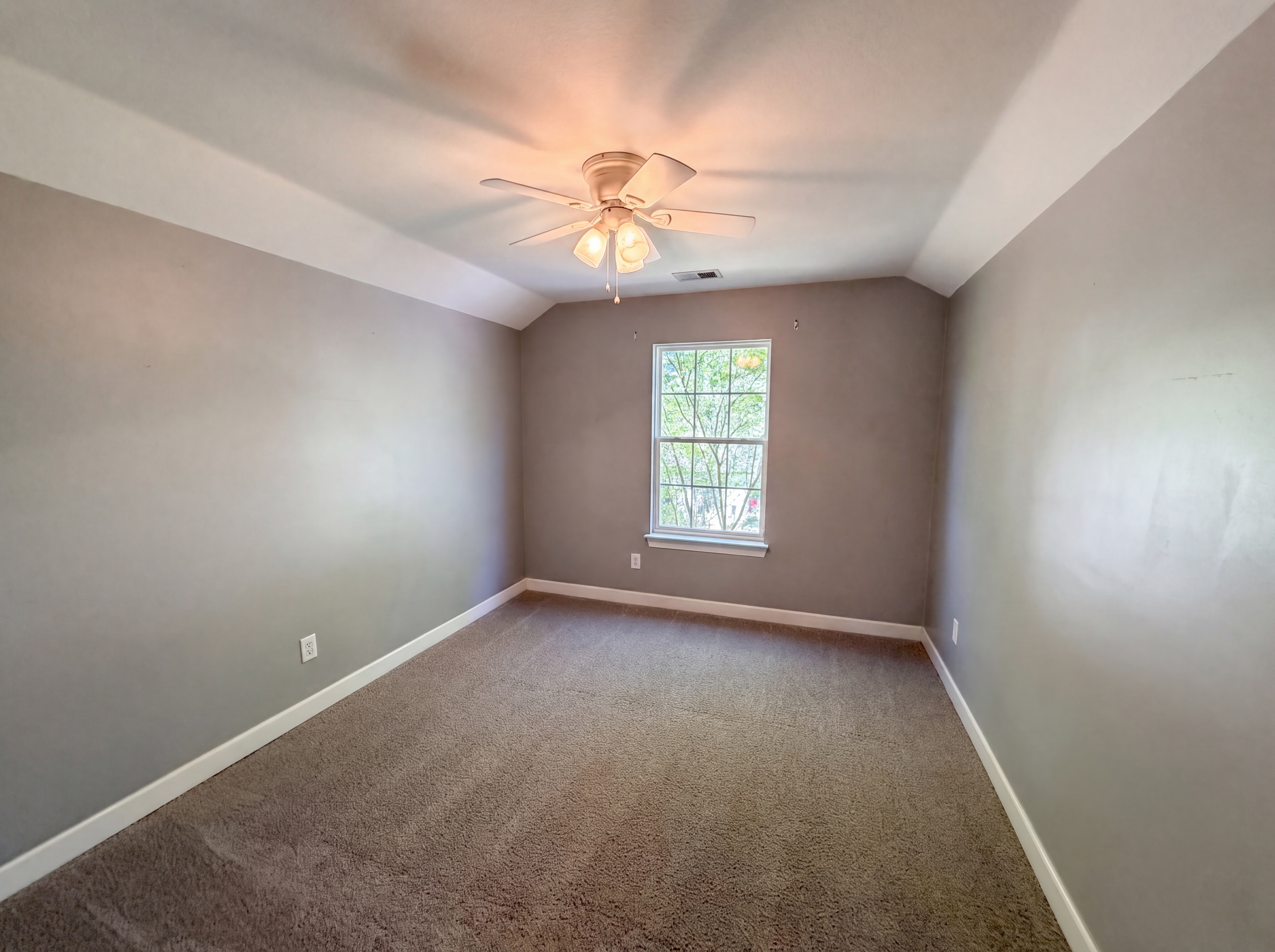 Photo 15 of 28 of 116 Stonemill Ct, Irmo, SC