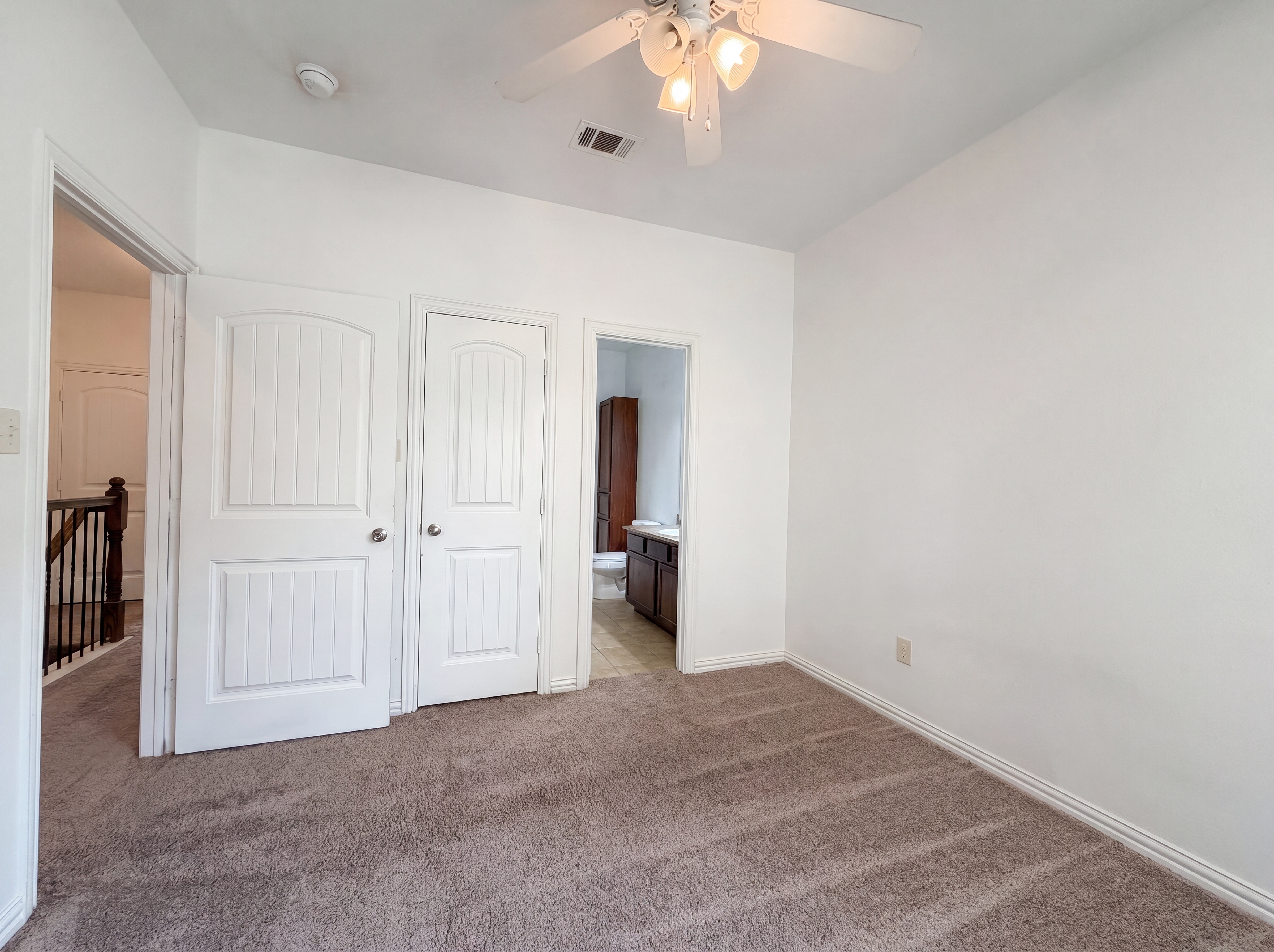 Photo 12 of 23 of 1524 Aldra Dr, Fort Worth, TX