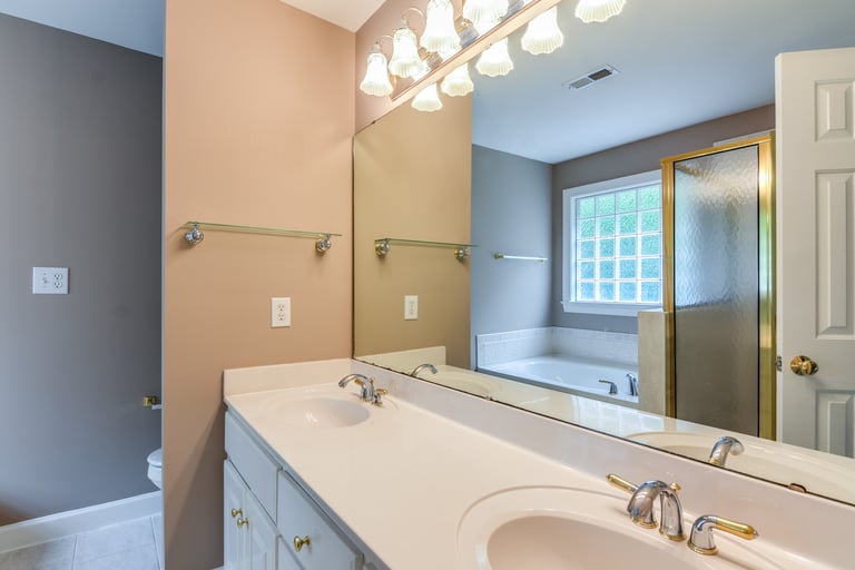 Photo 14 of 25 - 120 Brampton Cir, Clayton, NC 27527