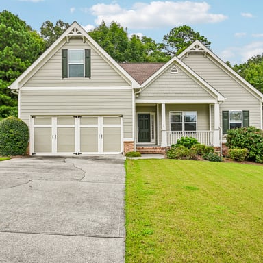 Property photo 1 of 261 Potomac Dr