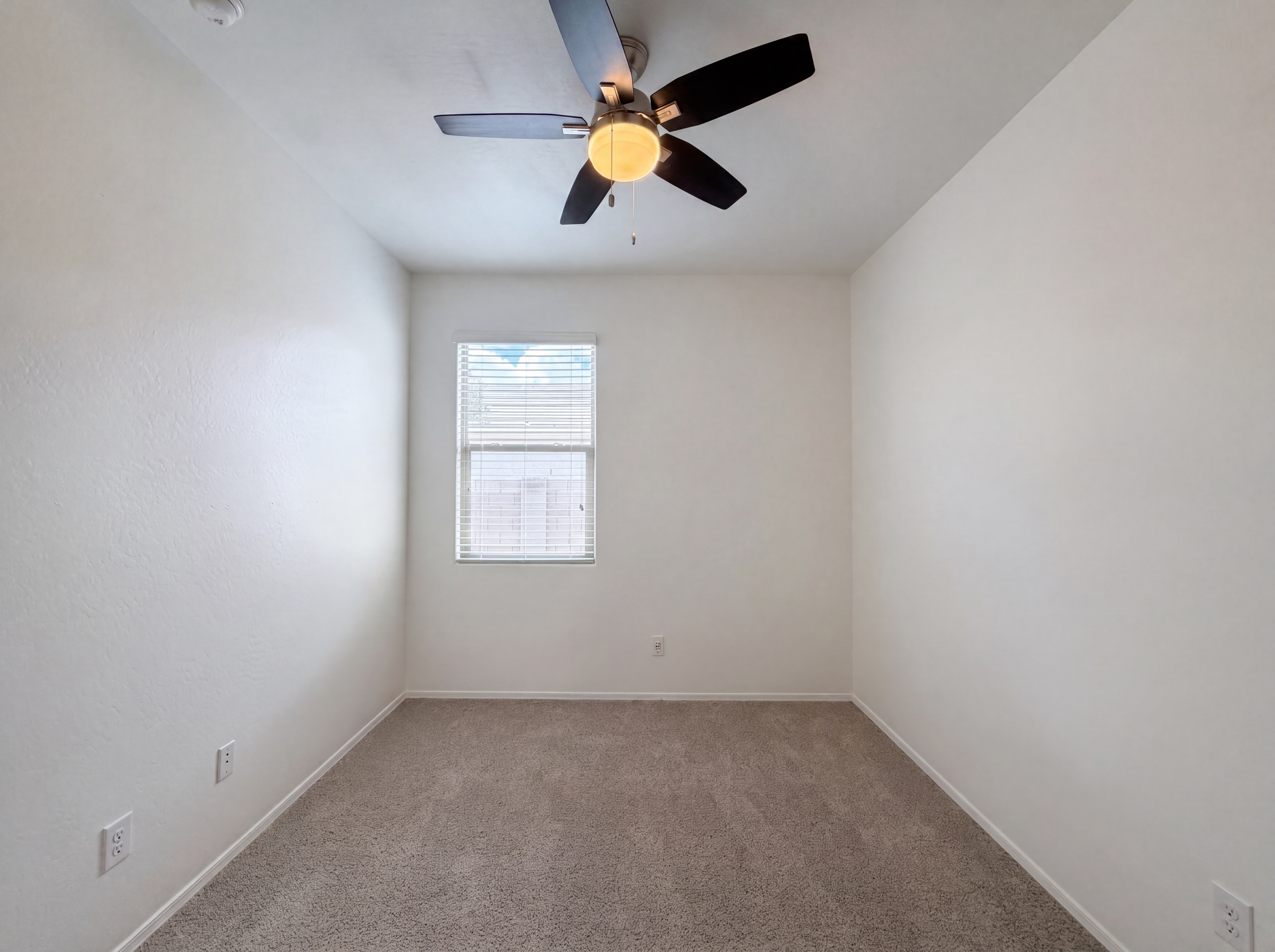 Photo 13 of 21 of 11639 E Cliffrose Ln, Florence, AZ