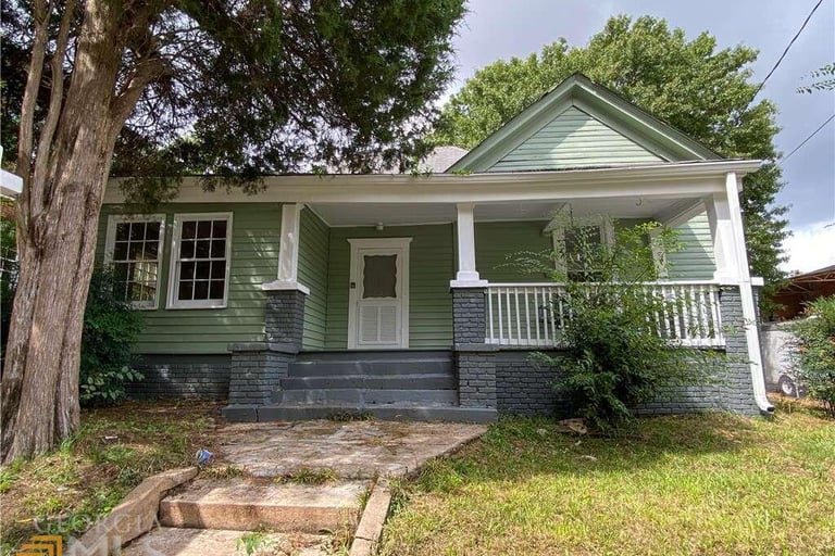 1130 Center St NW, Atlanta, GA 30318 Opendoor