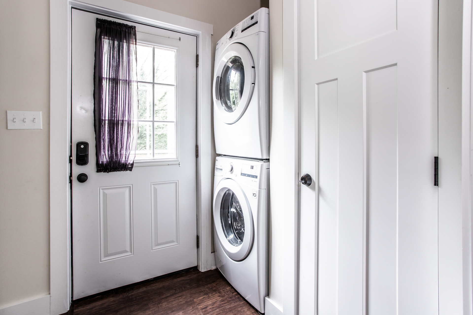 Photo 18 of 21 of 2510 E Glenwood Ave, Knoxville, TN