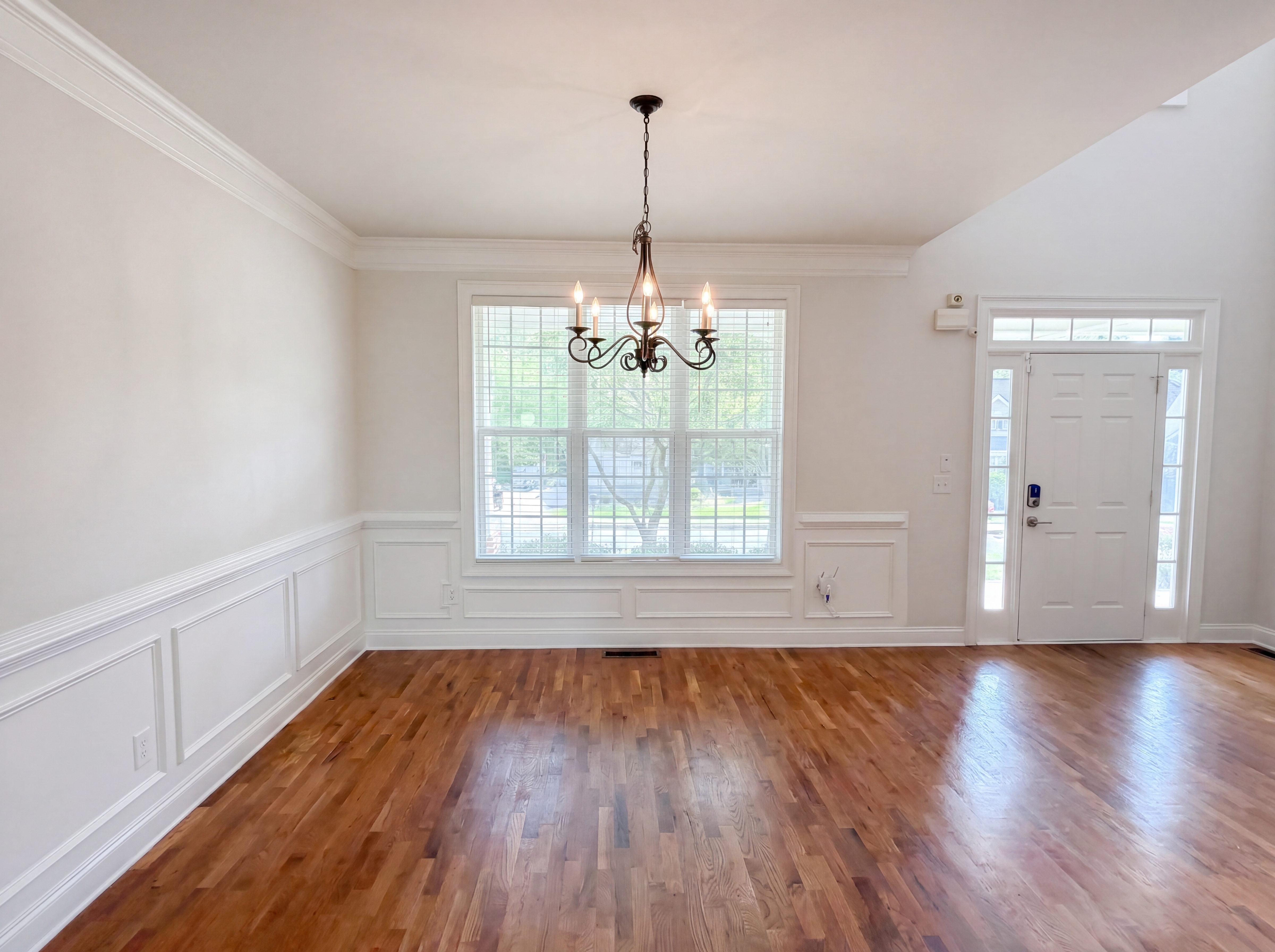 Photo 6 of 39 of 8111 Crestview Dr SE, Covington, GA