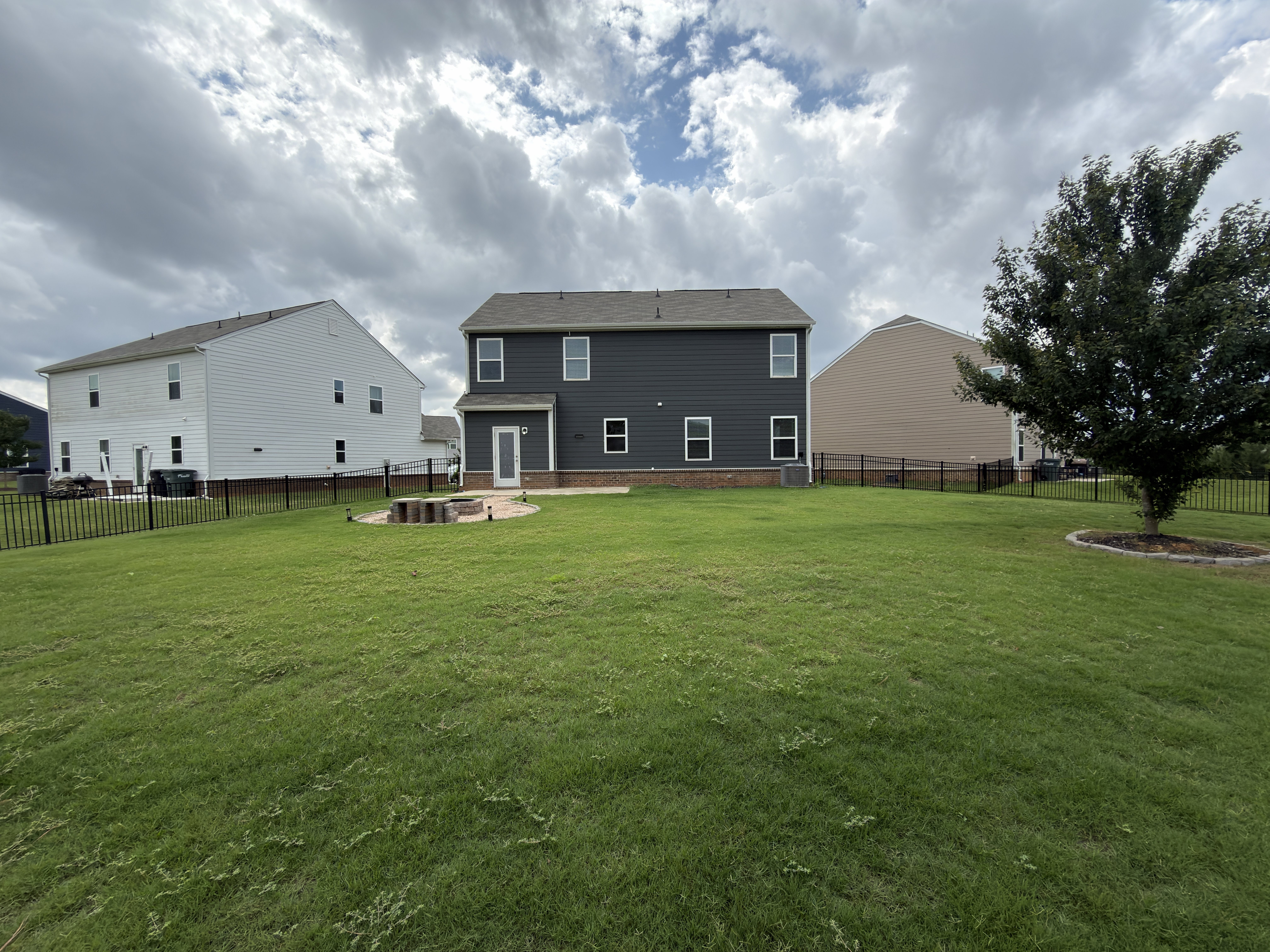 Photo 18 of 20 of 2818 Dominion Ct, Monroe, NC