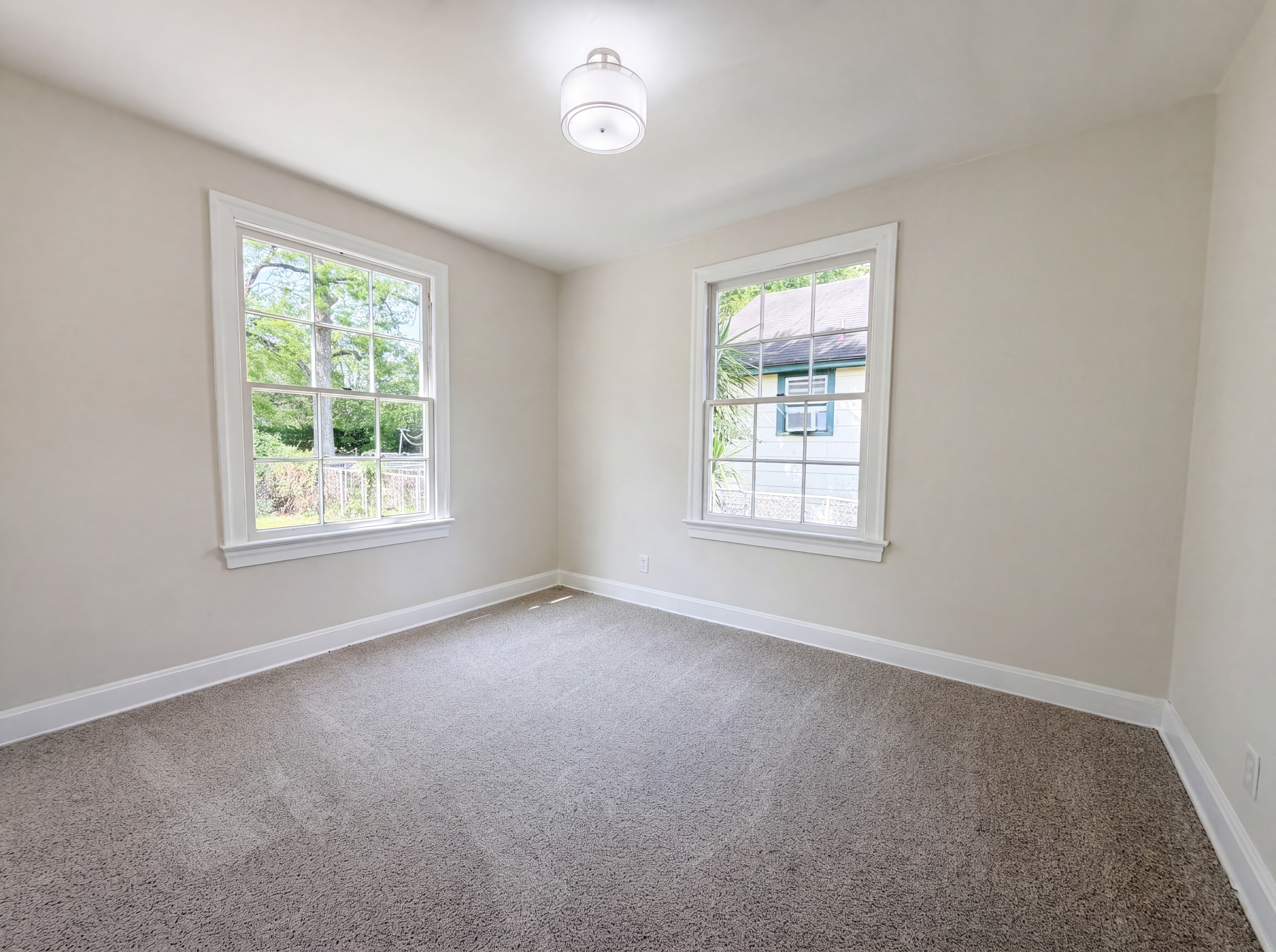 Photo 11 of 19 of 4034 Green St, Jacksonville, FL