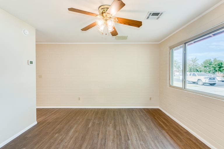 Photo 11 of 33 - 1028 N Dakota St, Chandler, AZ 85225