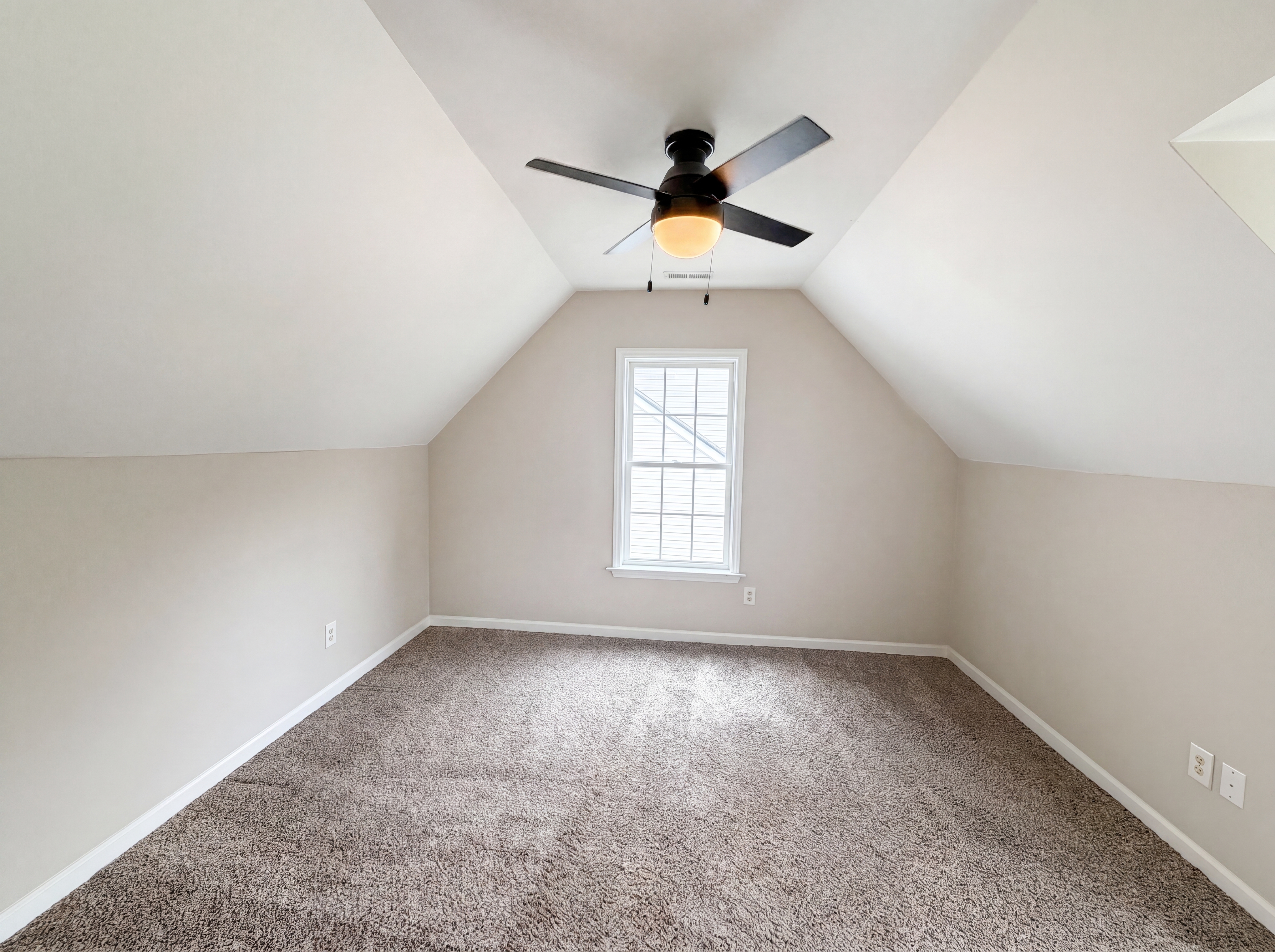 Photo 12 of 21 of 128 Morena Dr, Holly Springs, NC