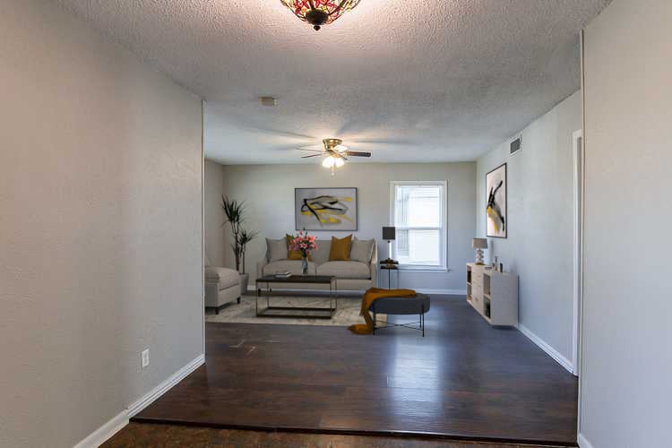 Photo 3 of 23 - 1618 Ridgeview St, Mesquite, TX 75149