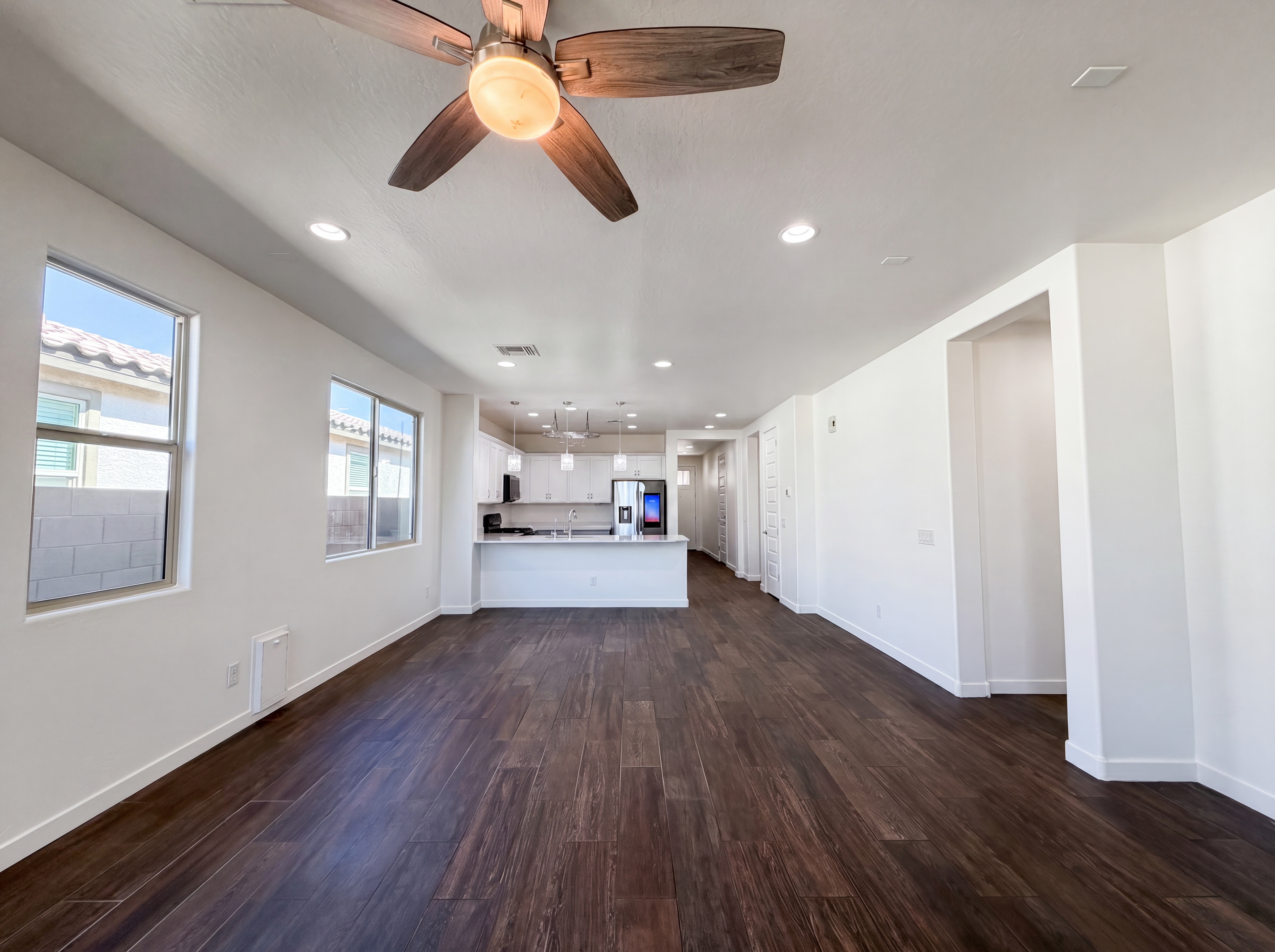 Photo 14 of 31 of 1224 E Glass Ln, Phoenix, AZ