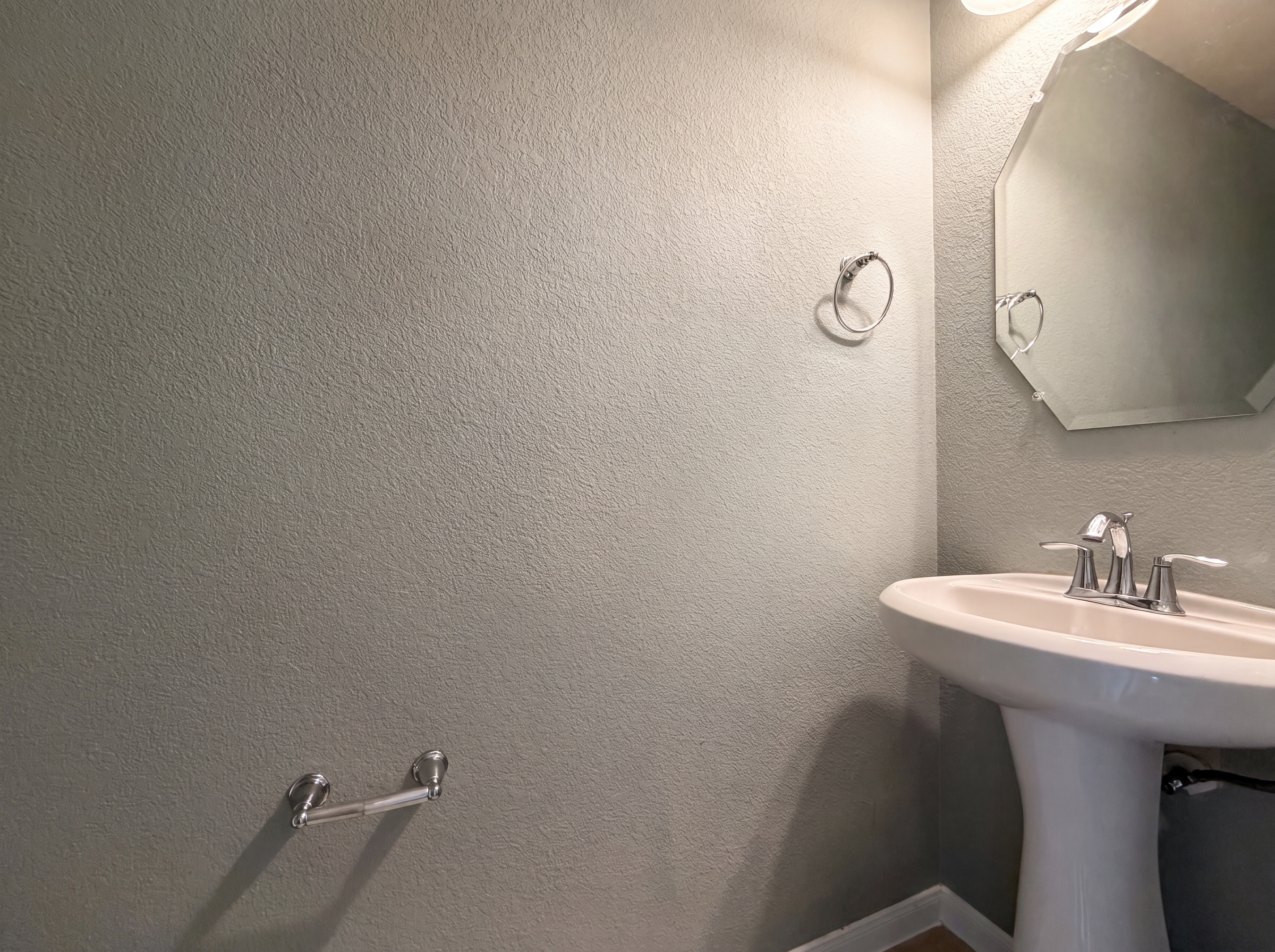 Photo 8 of 21 of 9965 Boulder Bend Ln, Brookshire, TX
