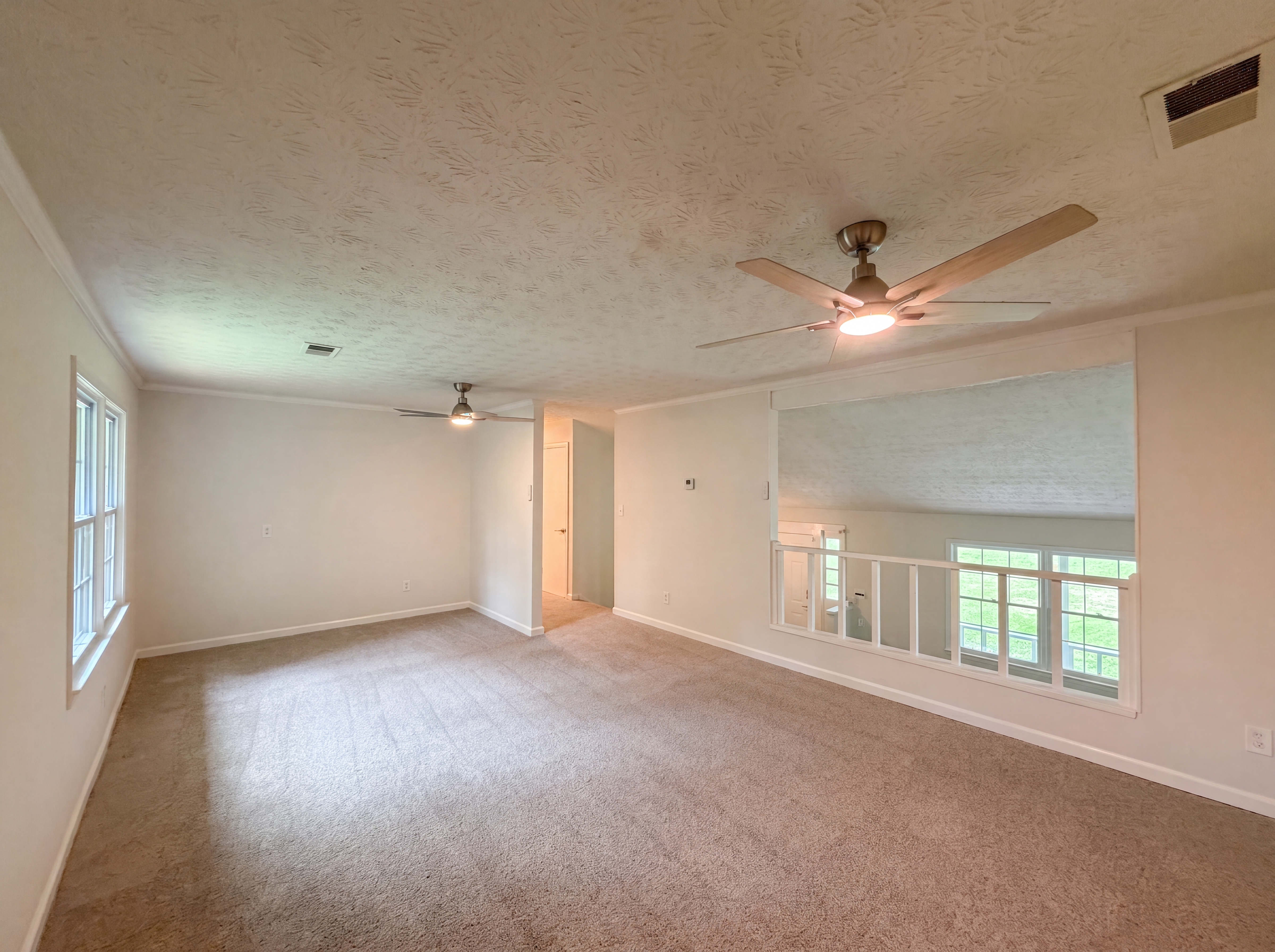 Photo 22 of 31 of 6486 Lynndale Ln, Morrow, GA