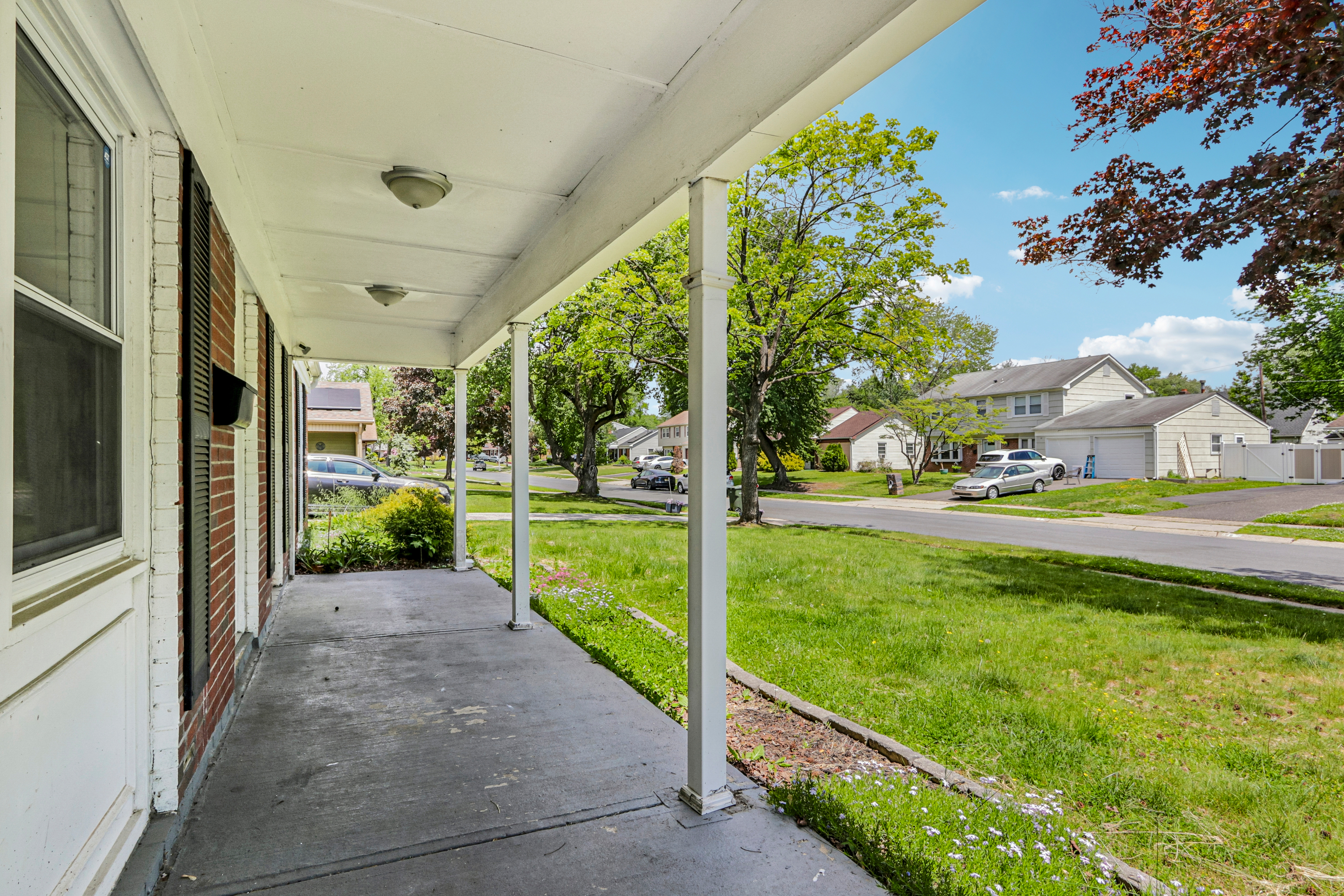 Photo 16 of 36 of 6 Newport Ln, Willingboro, NJ