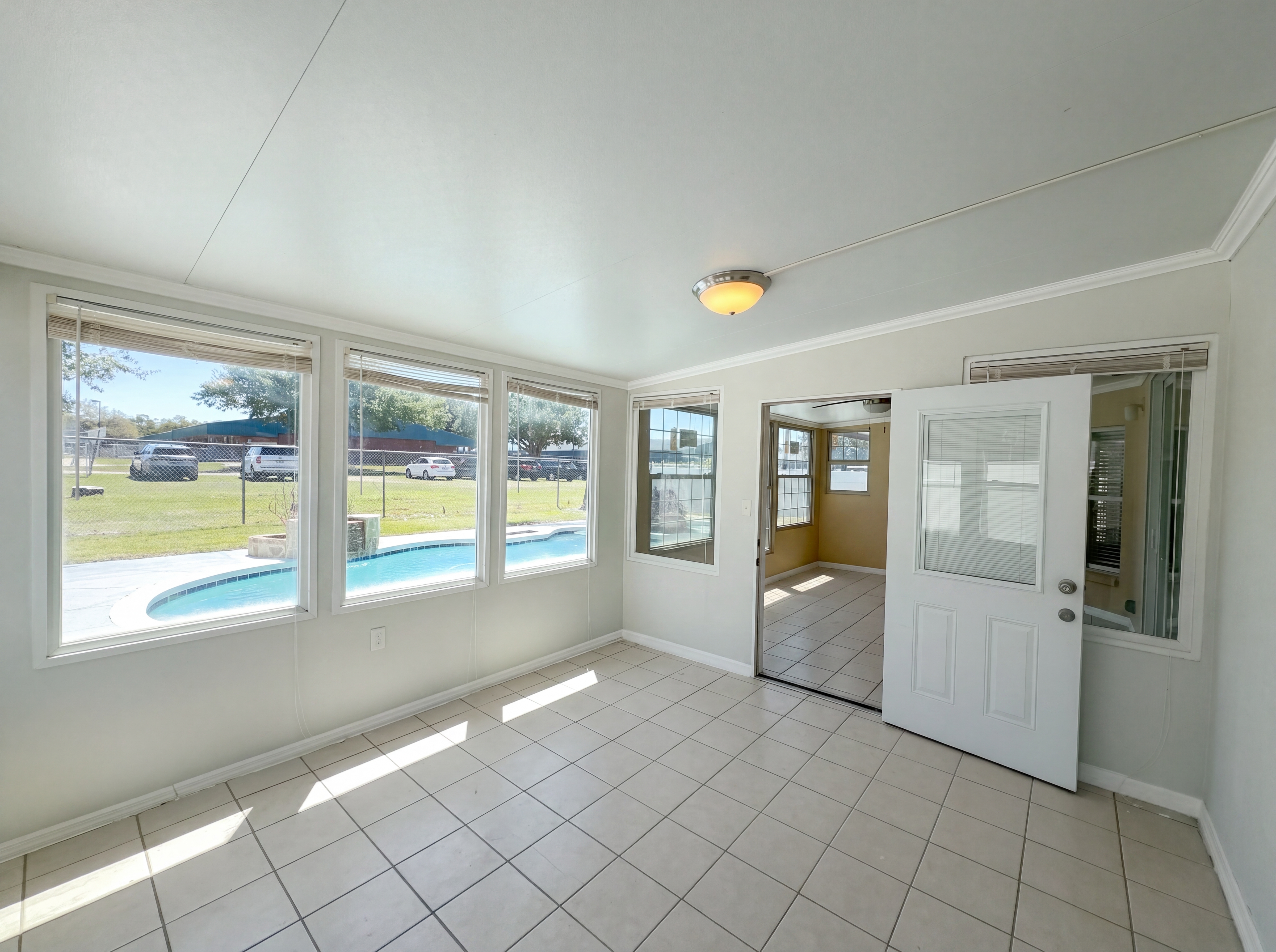 Photo 17 of 22 of 6457 Myrtlewood Dr, Lakeland, FL