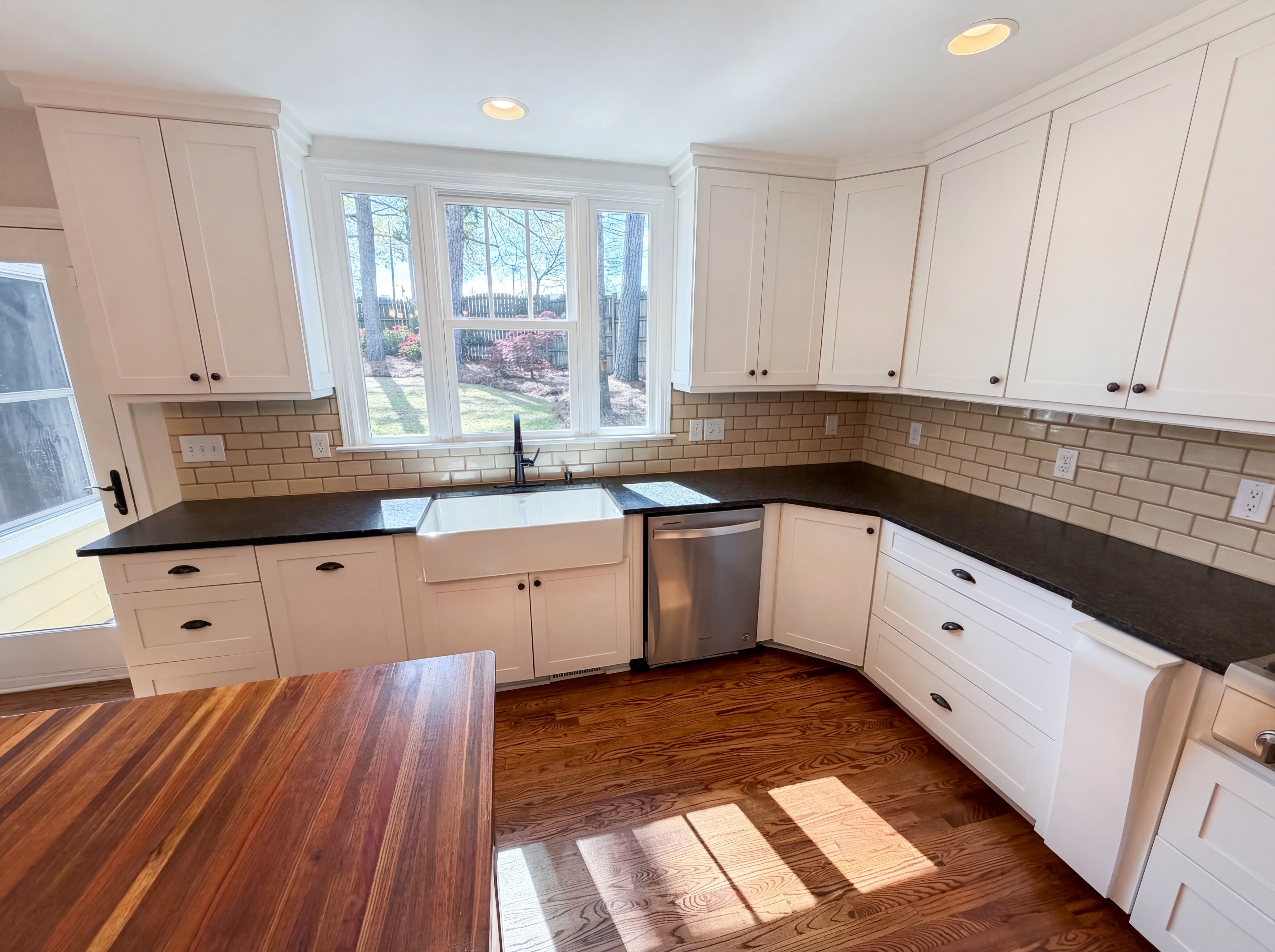 Photo 22 of 32 of 4467 Woodlark Ln, Charlotte, NC