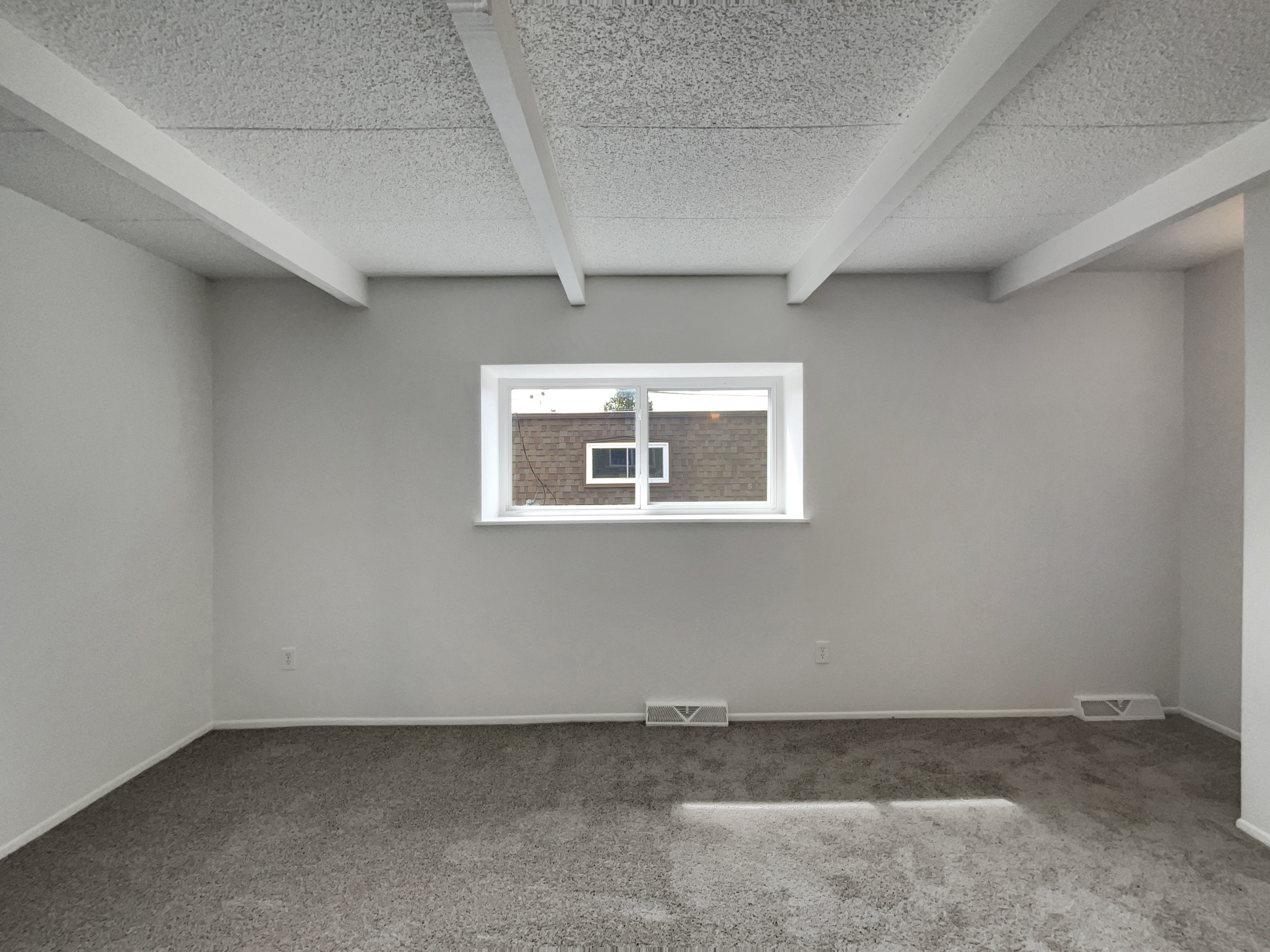 Photo 18 of 24 of 11422 W 17th Pl, Lakewood, CO