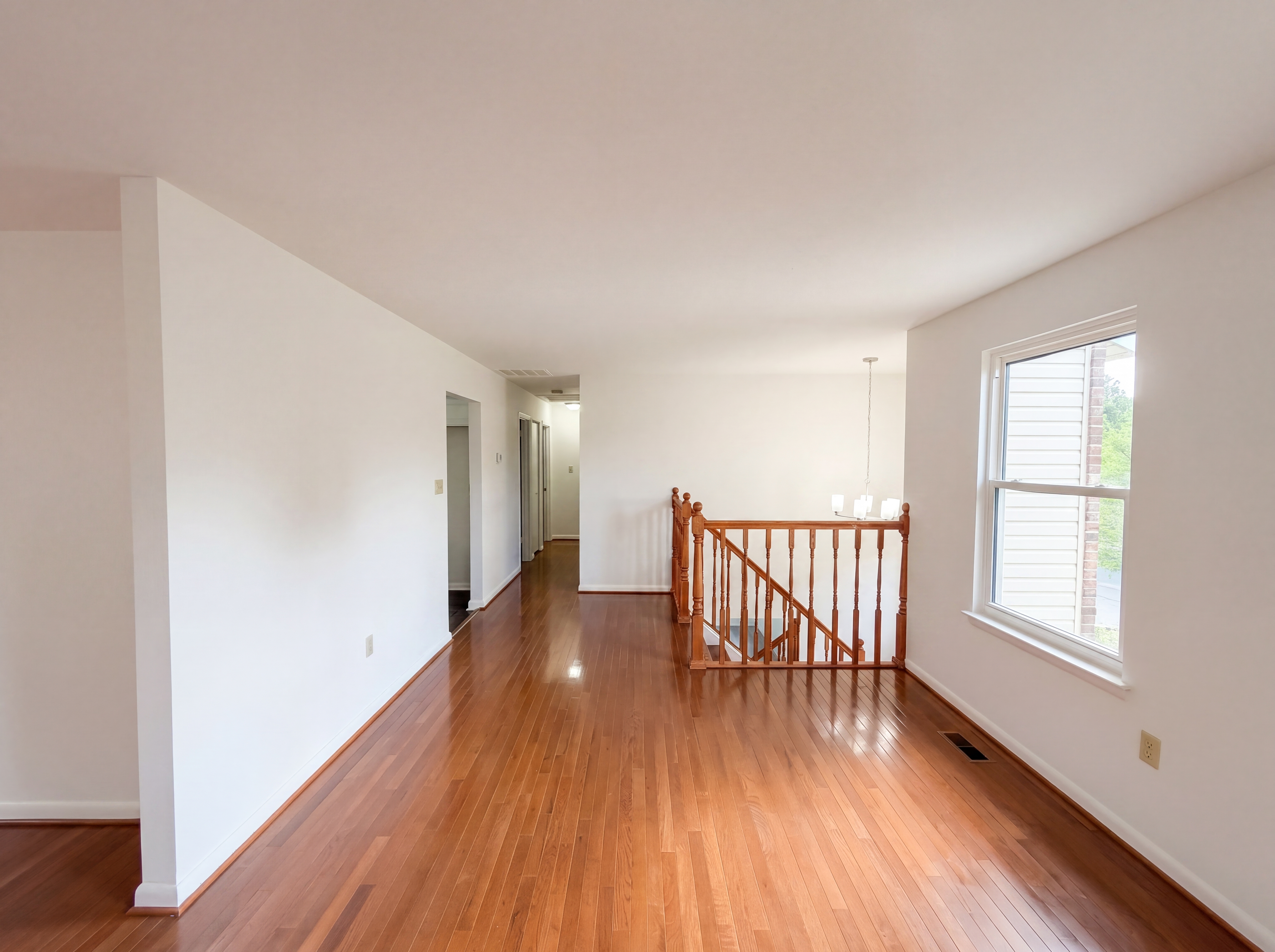 Photo 11 of 19 of 12708 Lampton Ln, Fort Washington, MD