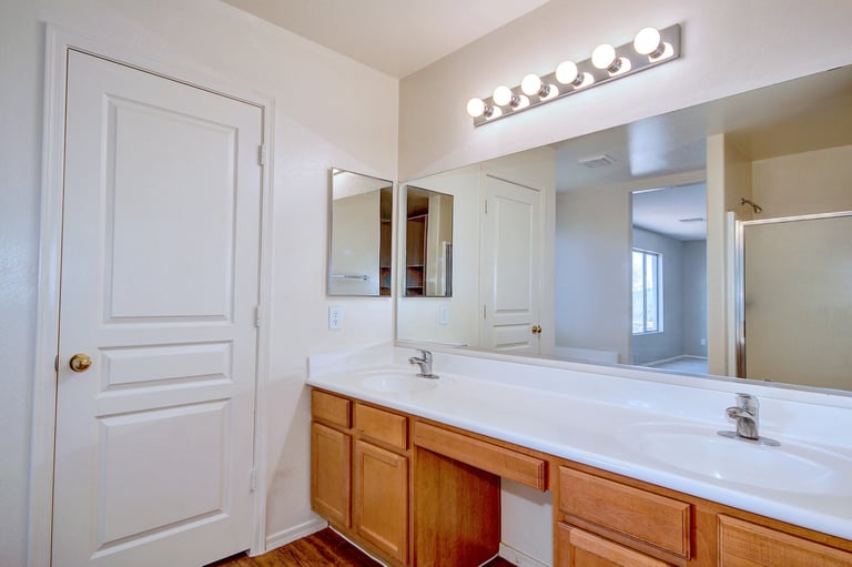 Photo 13 of 21 - 23153 W Ashleigh Marie Dr, Buckeye, AZ 85326