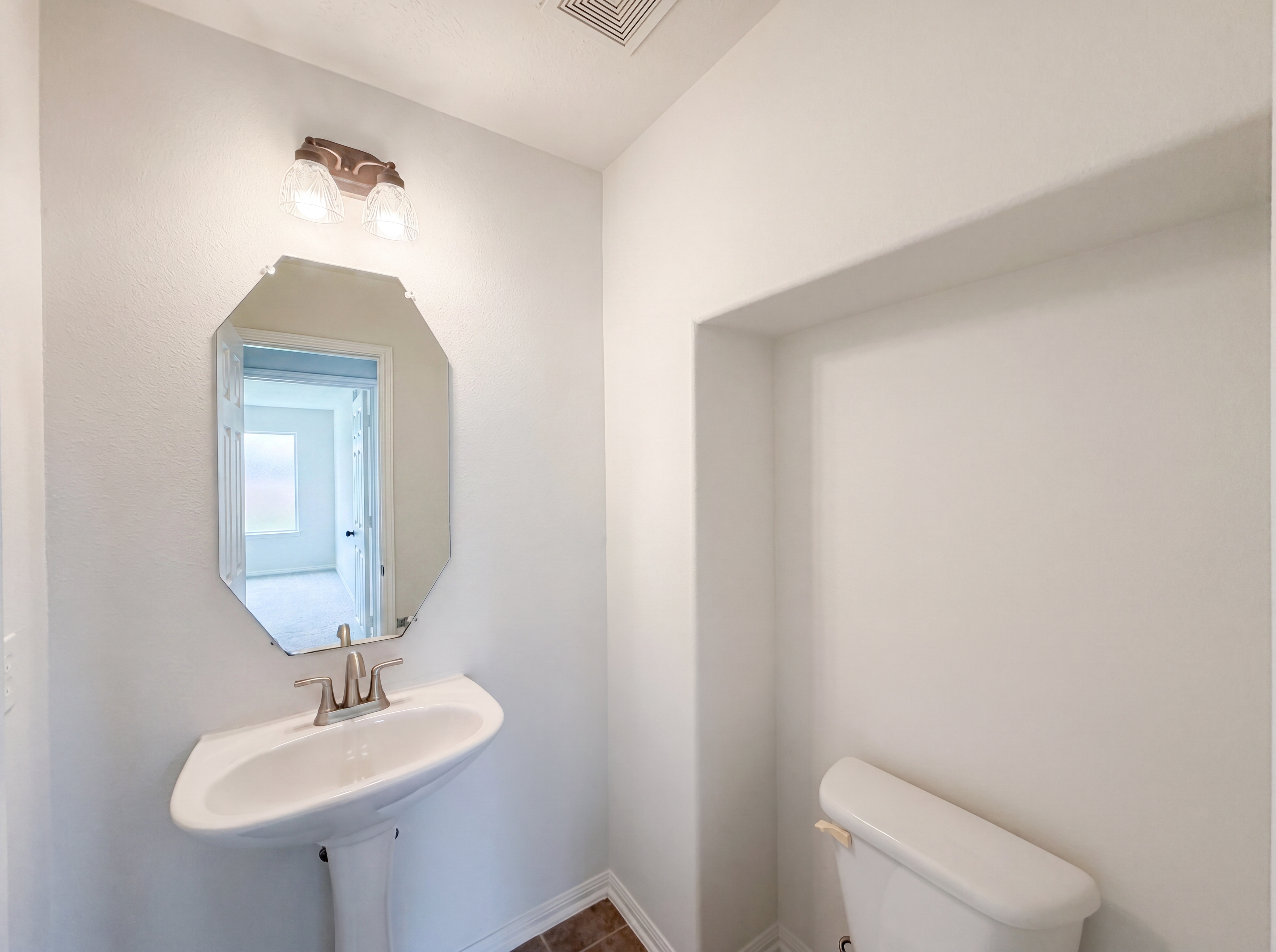 Photo 16 of 26 of 6510 Briar Moss Ln, Katy, TX