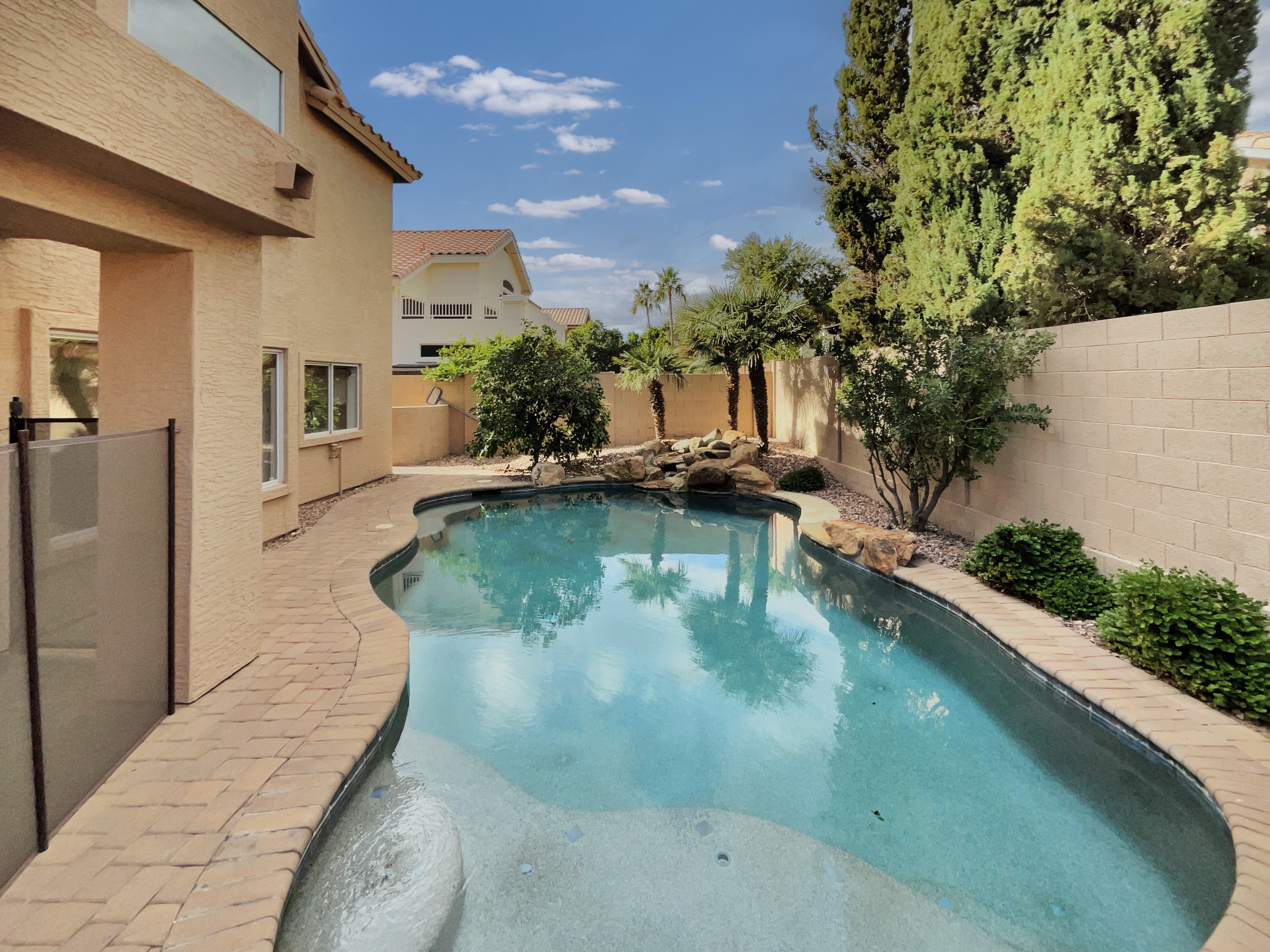 Photo 23 of 26 of 1616 E Glenhaven Dr, Phoenix, AZ