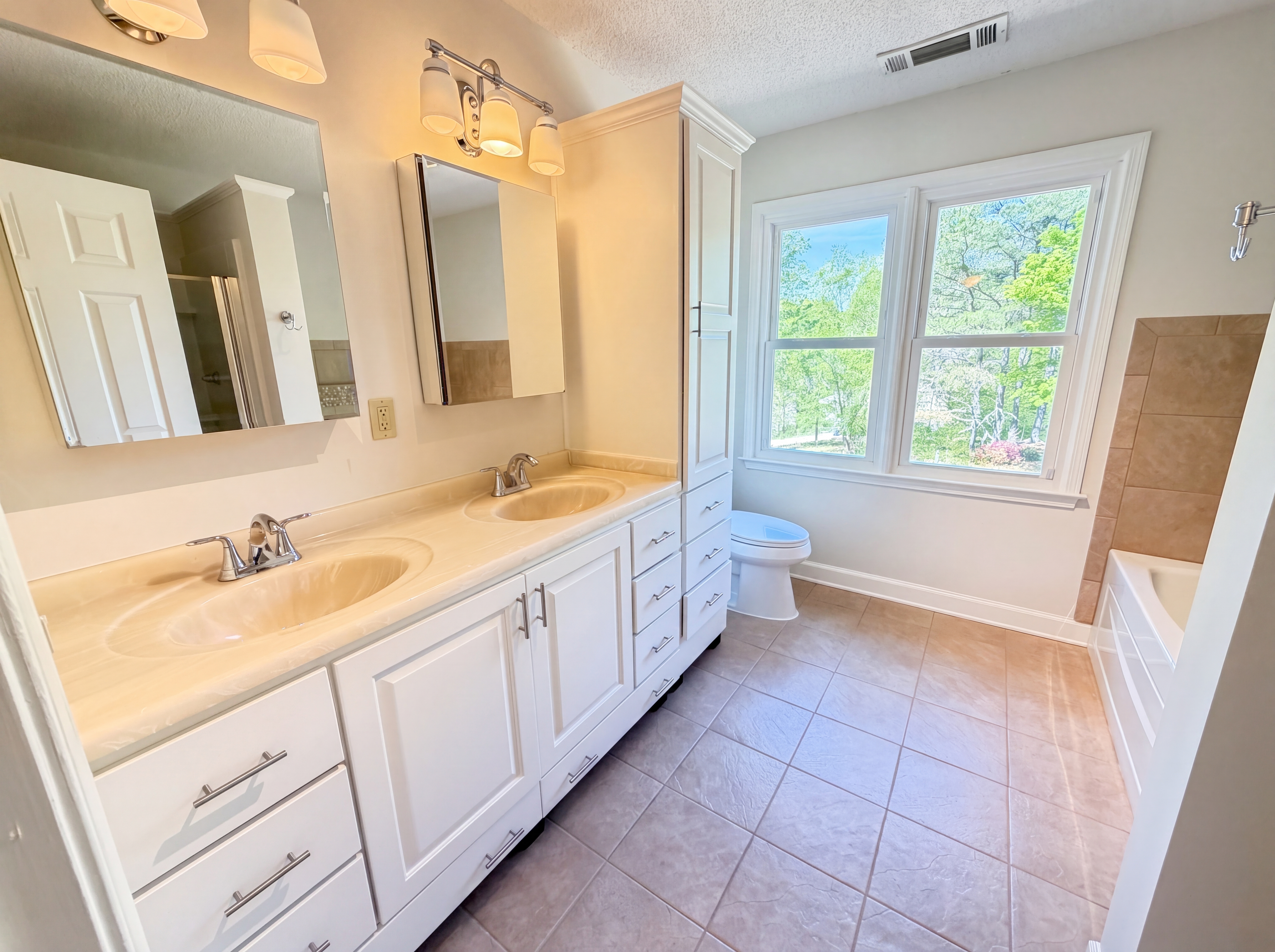 Photo 6 of 27 of 1197 Parkwood Chase NW, Acworth, GA